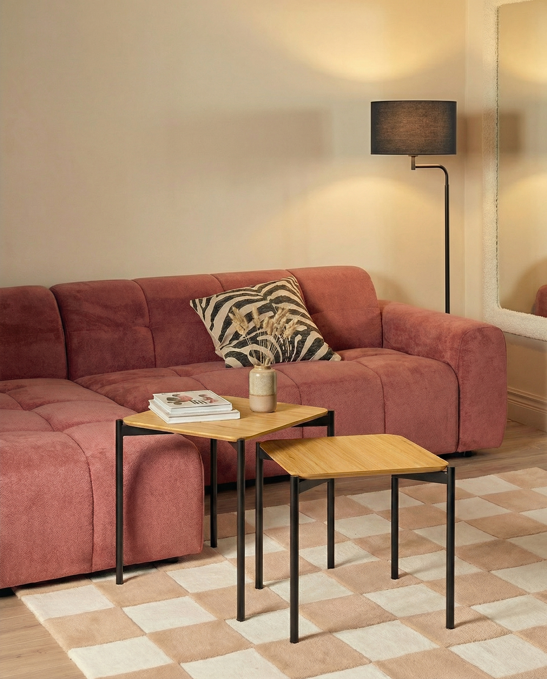 Set of 2 square Java tables with natural oak finish and black metal structure 50 x 50 cm / 40 x 40 cm
