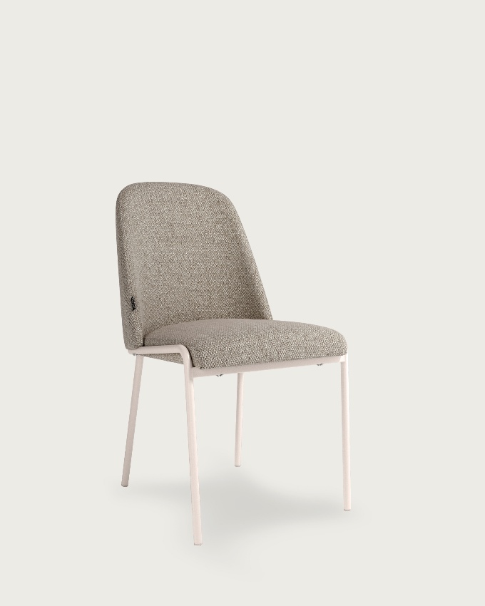 Chaise Calgary avec un revêtement marron et des pieds en métal ivoire