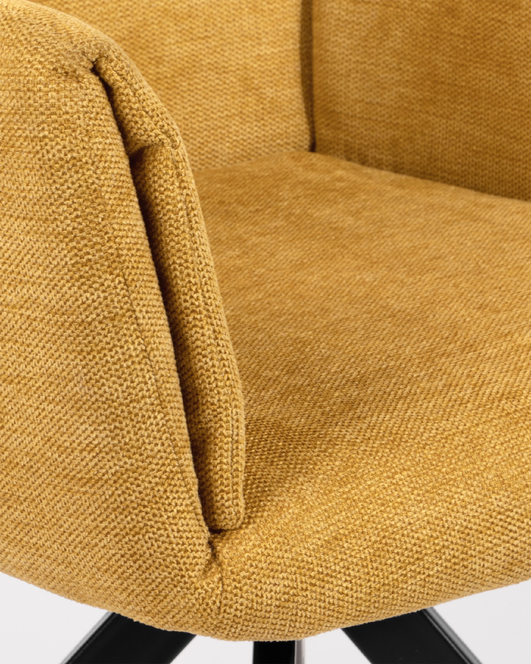 Modena swivel chair 180º with return function, mustard upholstery and black metal legs