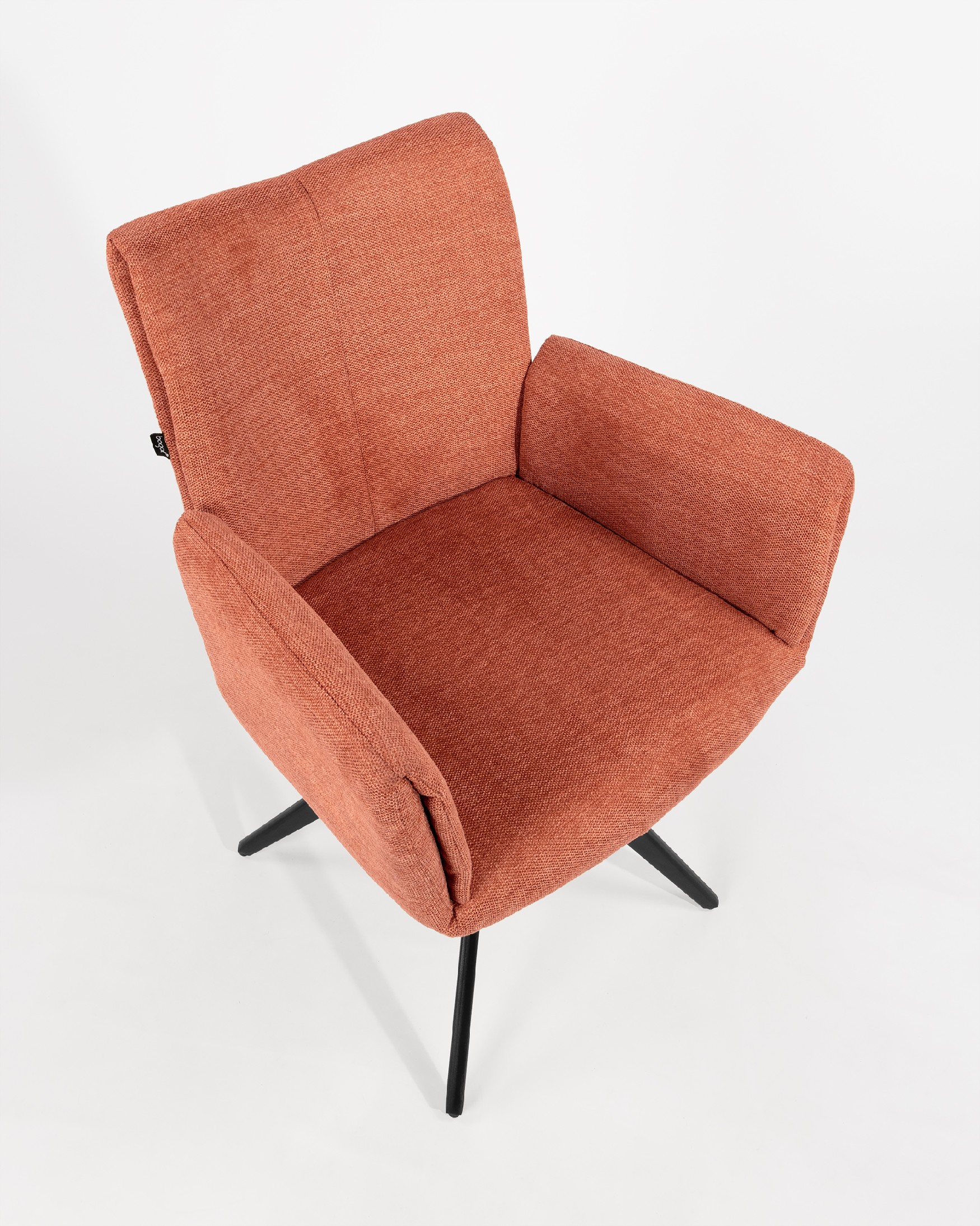 Modena swivel chair 180º with return function, salmon upholstery, and black metal legs