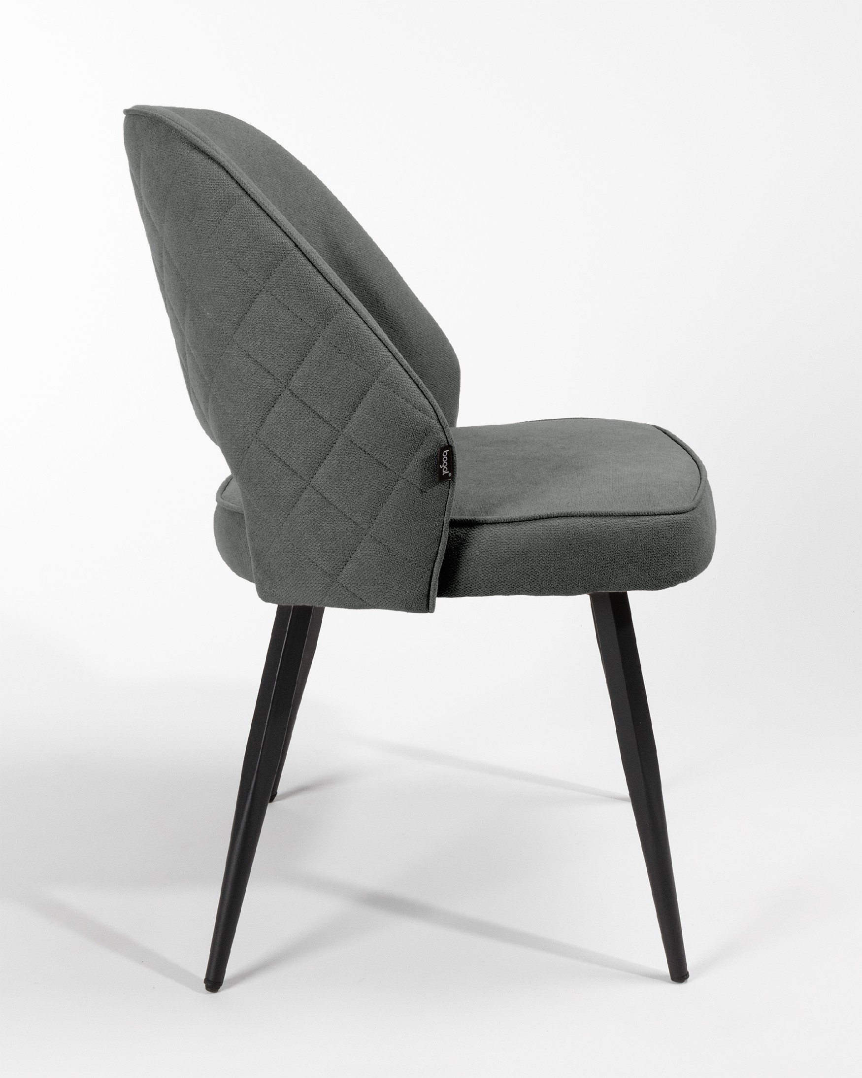 Chaise Sicile avec tapisserie marengo et pieds métalliques noirs