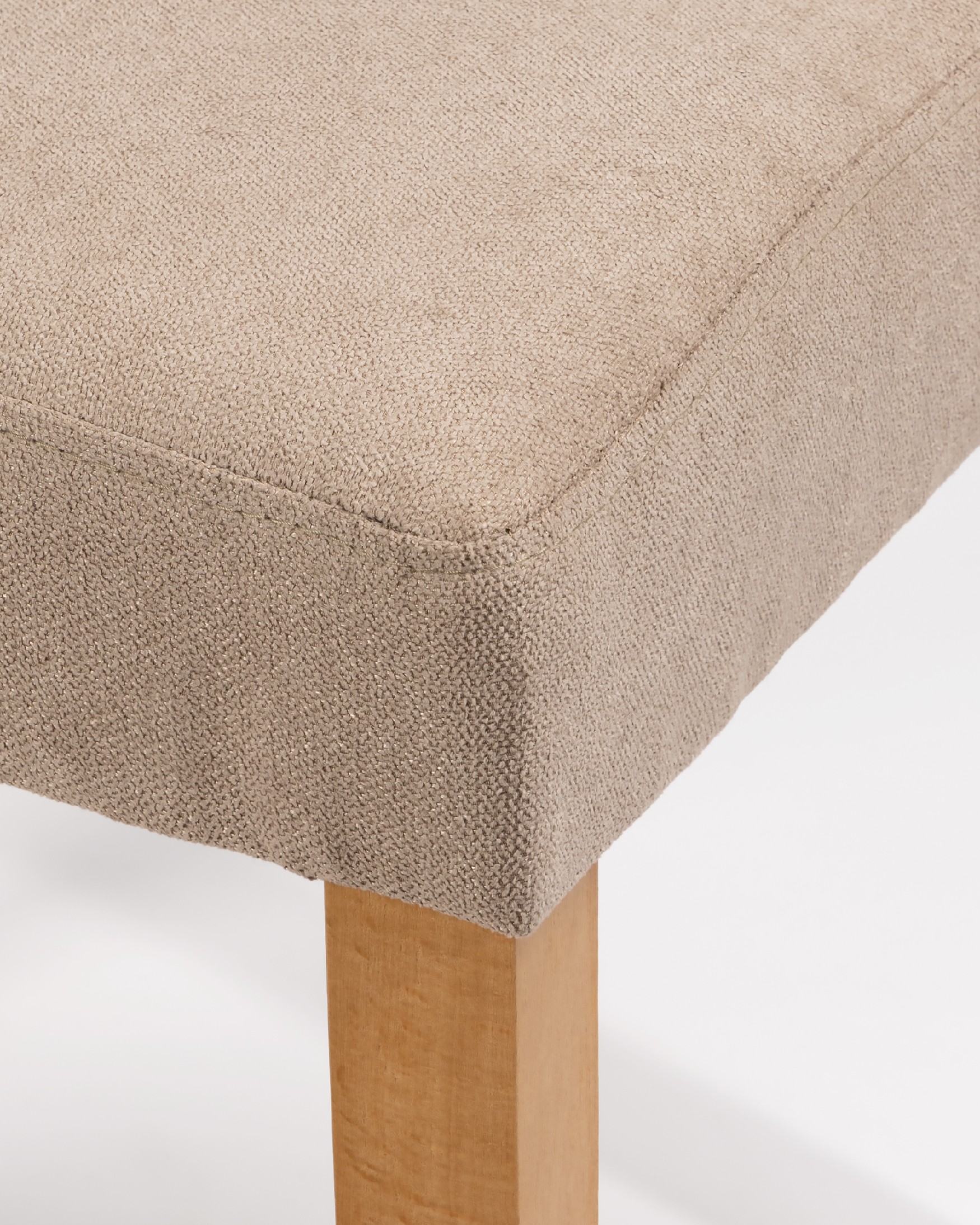 Chaise Vienne avec rembourrage marron et pieds en hêtre