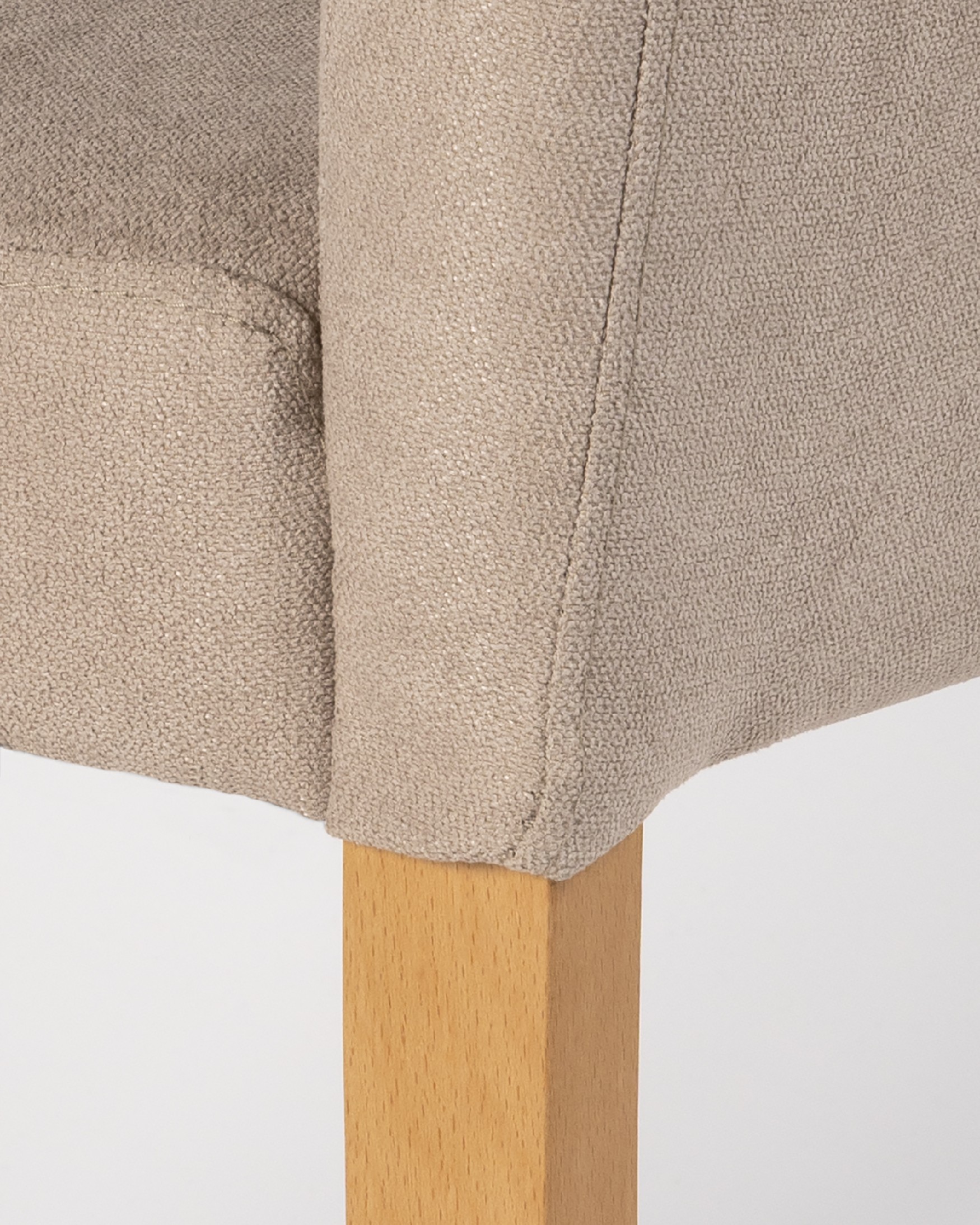 Chaise Vienne avec rembourrage marron et pieds en hêtre