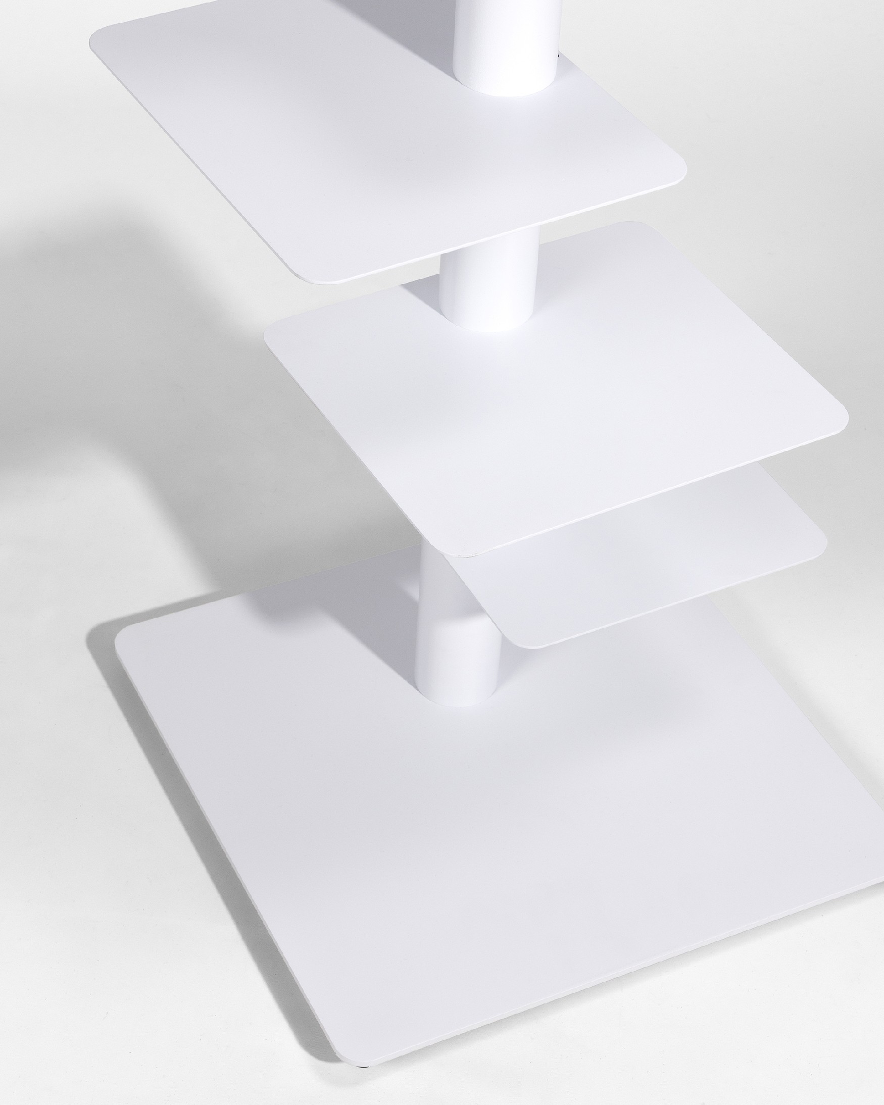 Étagère verticale Air blanche, ajustable