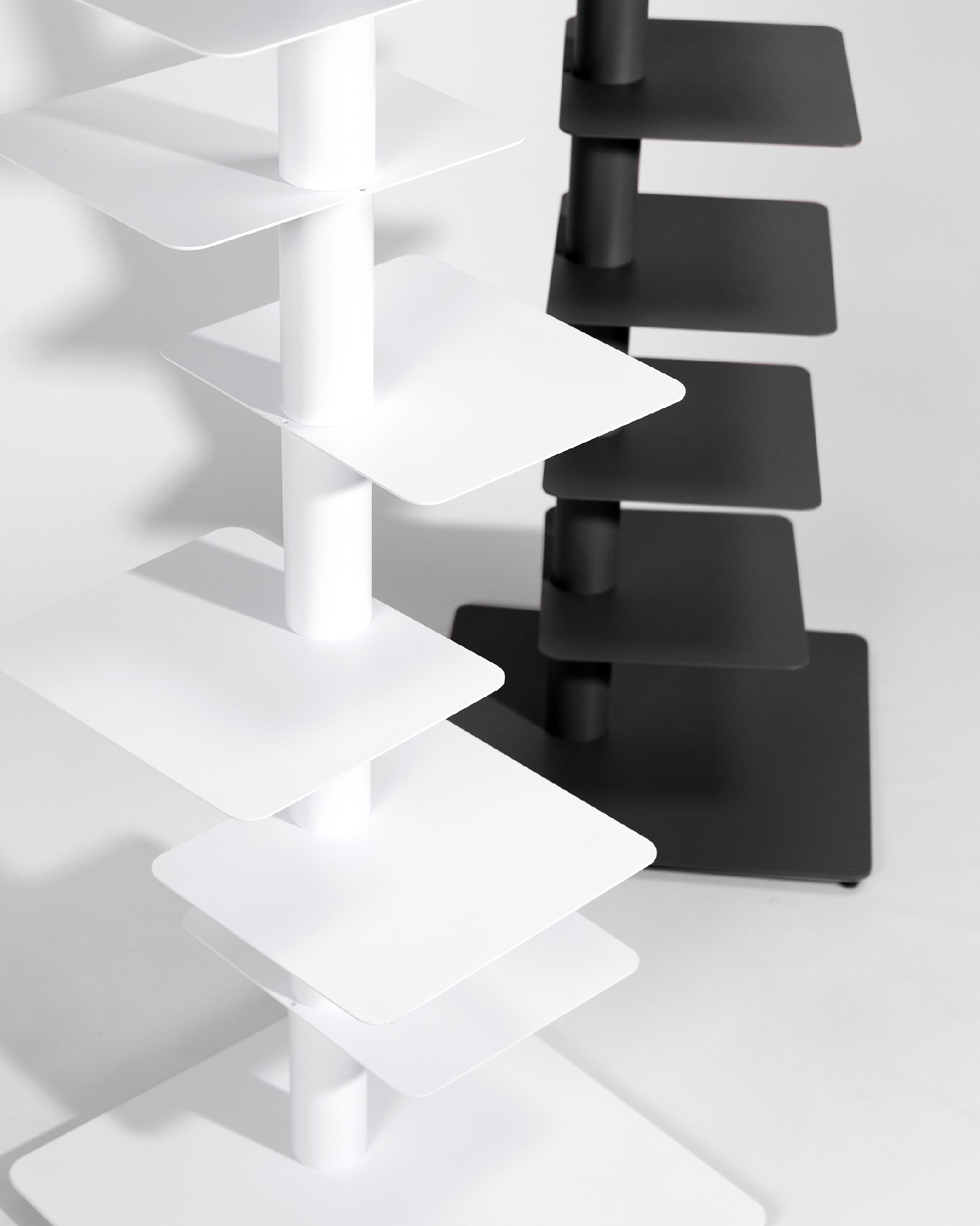 Étagère verticale Air blanche, ajustable