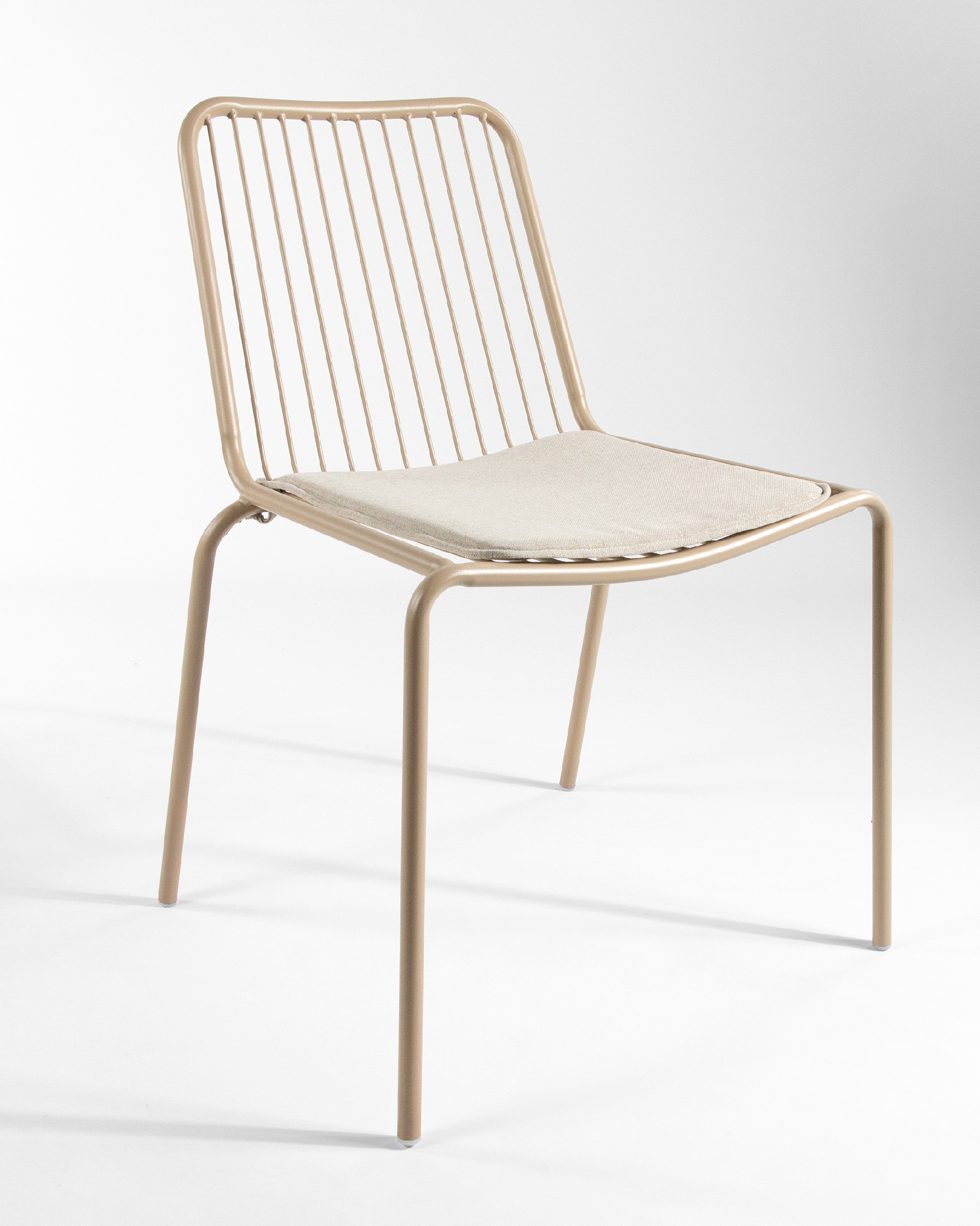 Aloha metal sand chair with cushion.