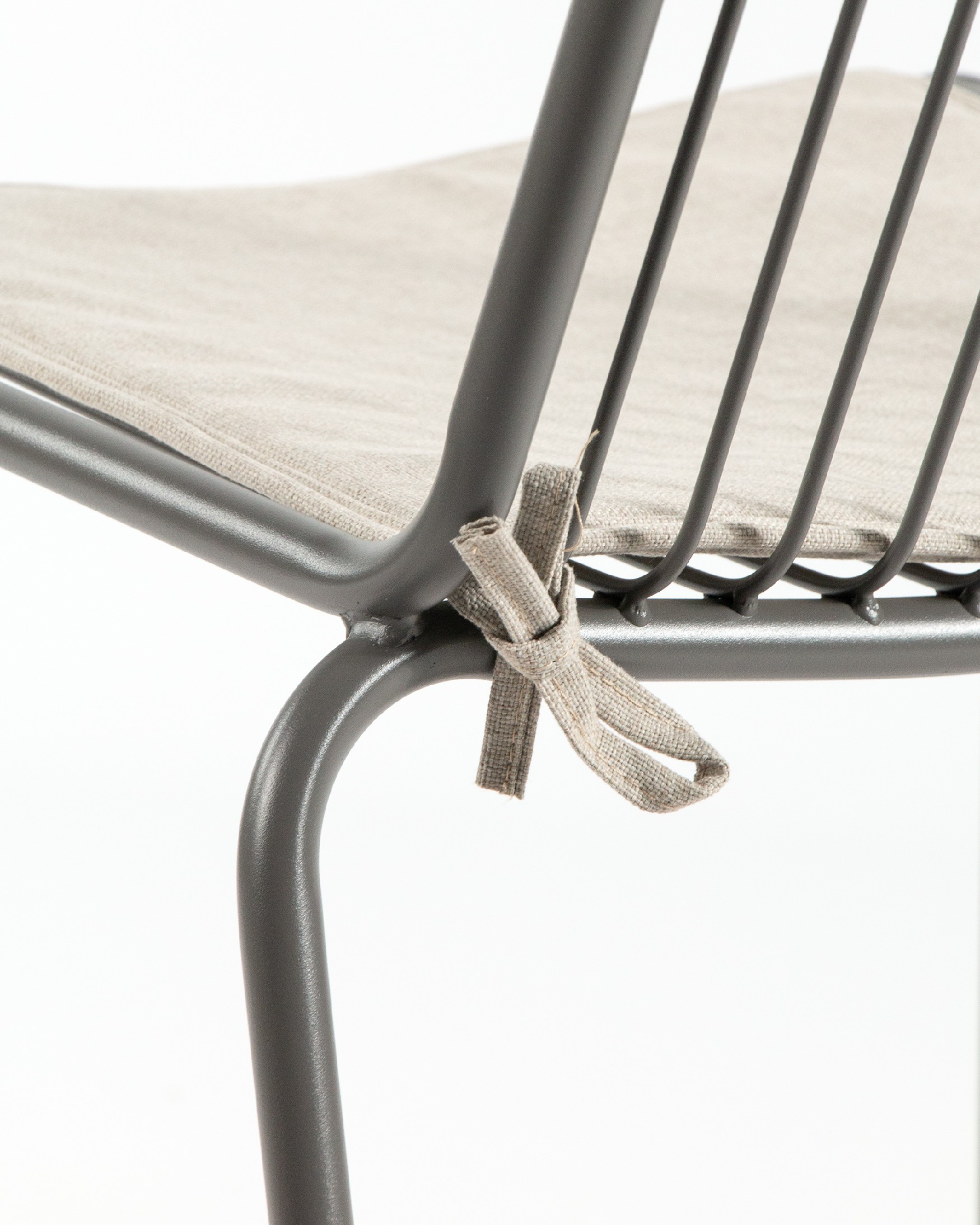 Aloha metal graphite chair with cushion