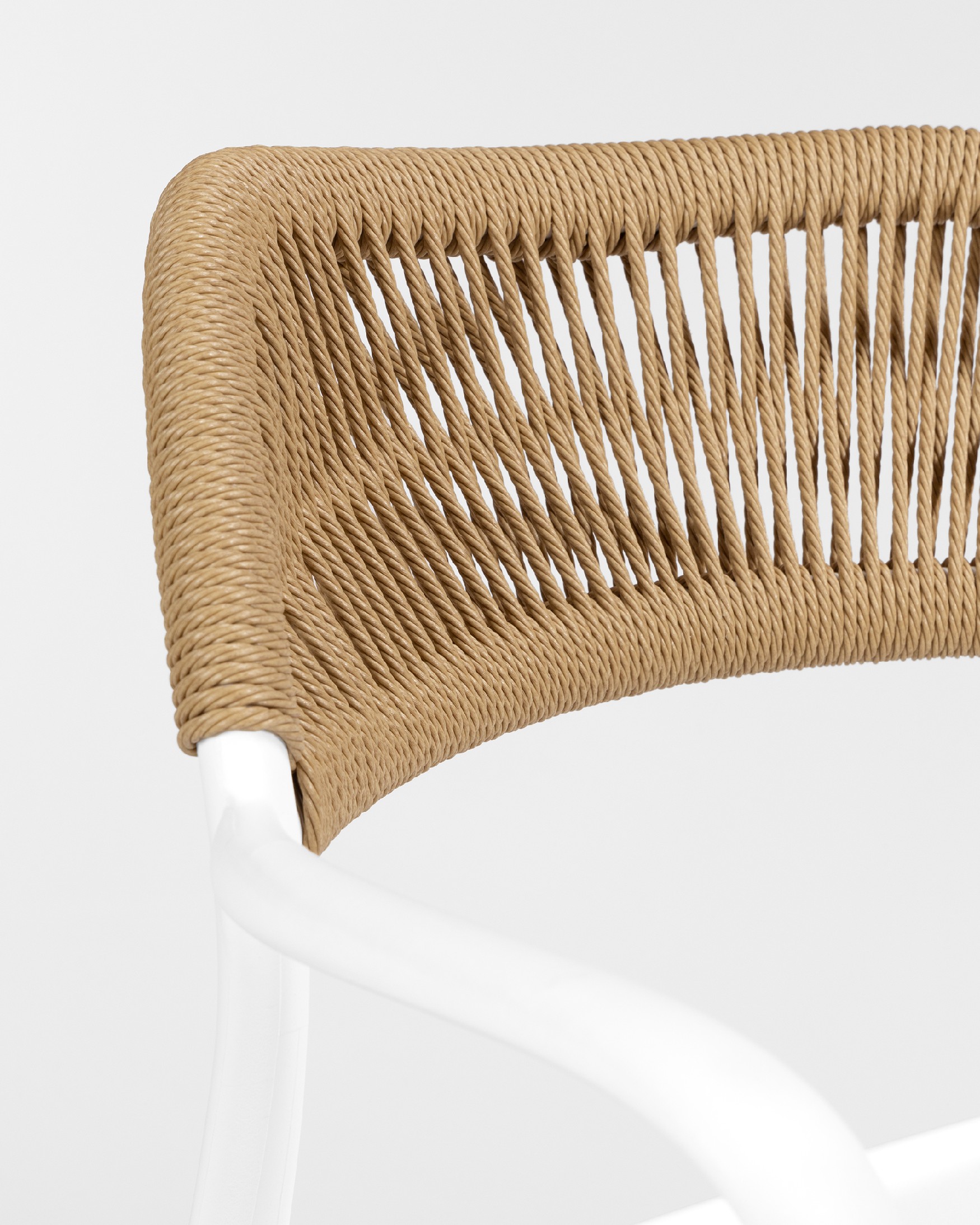 Chair Amalfi in white polypropylene and synthetic rope