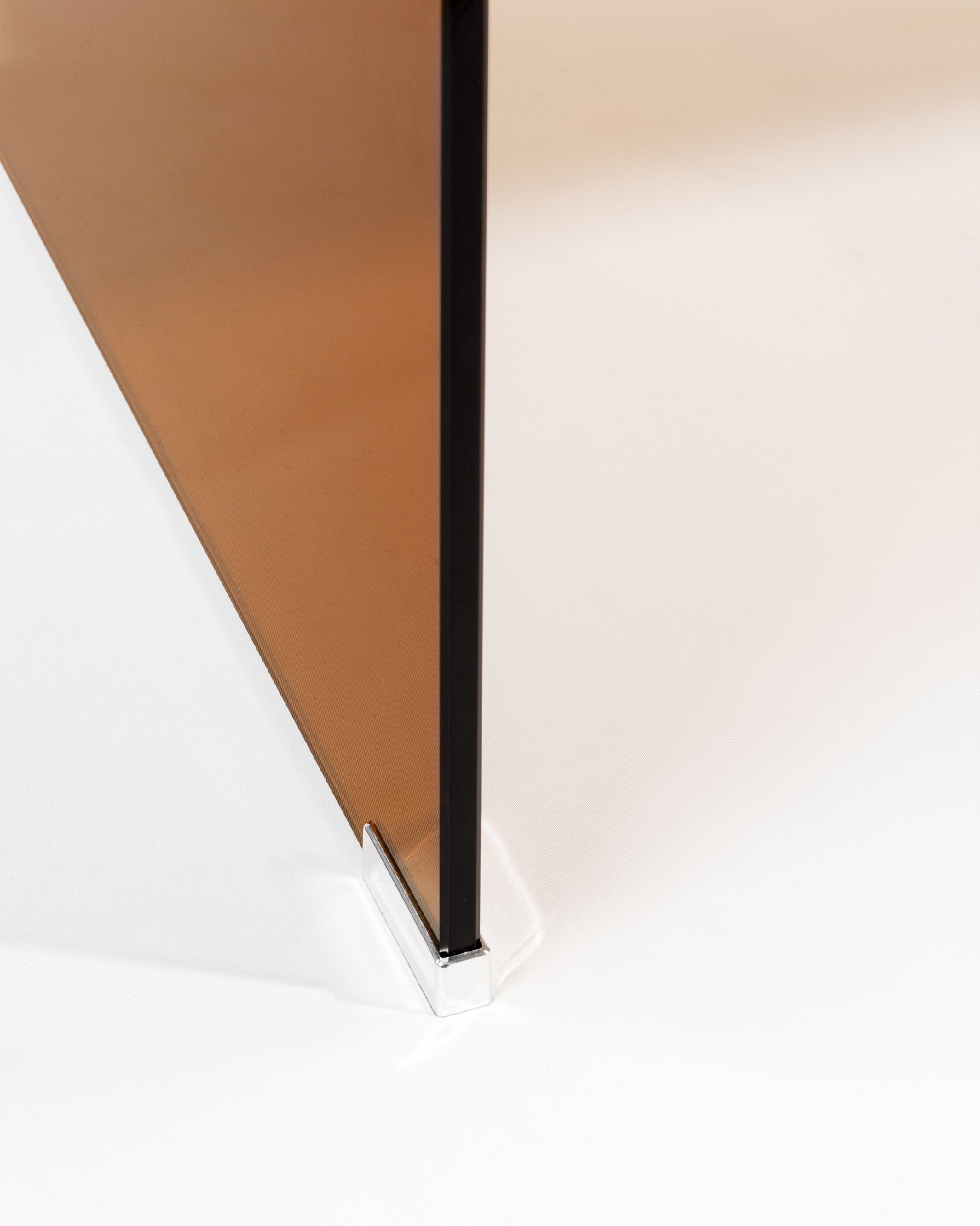 Mesa auxiliar Ares de cristal templado color marrón (12 mm) 110 x 36 cm