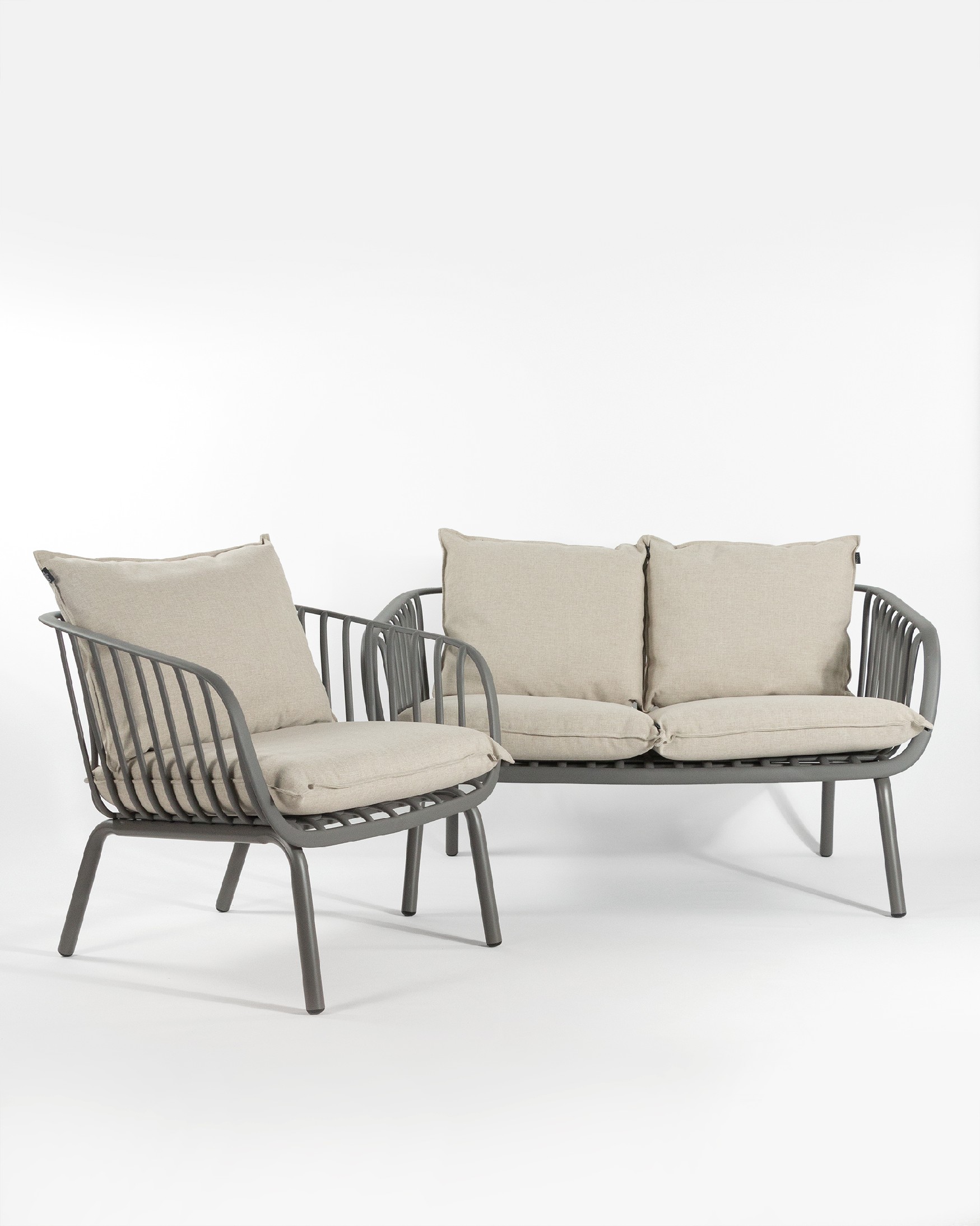 Fauteuil Aruba 1 place en polypropylène et pieds en métal graphite