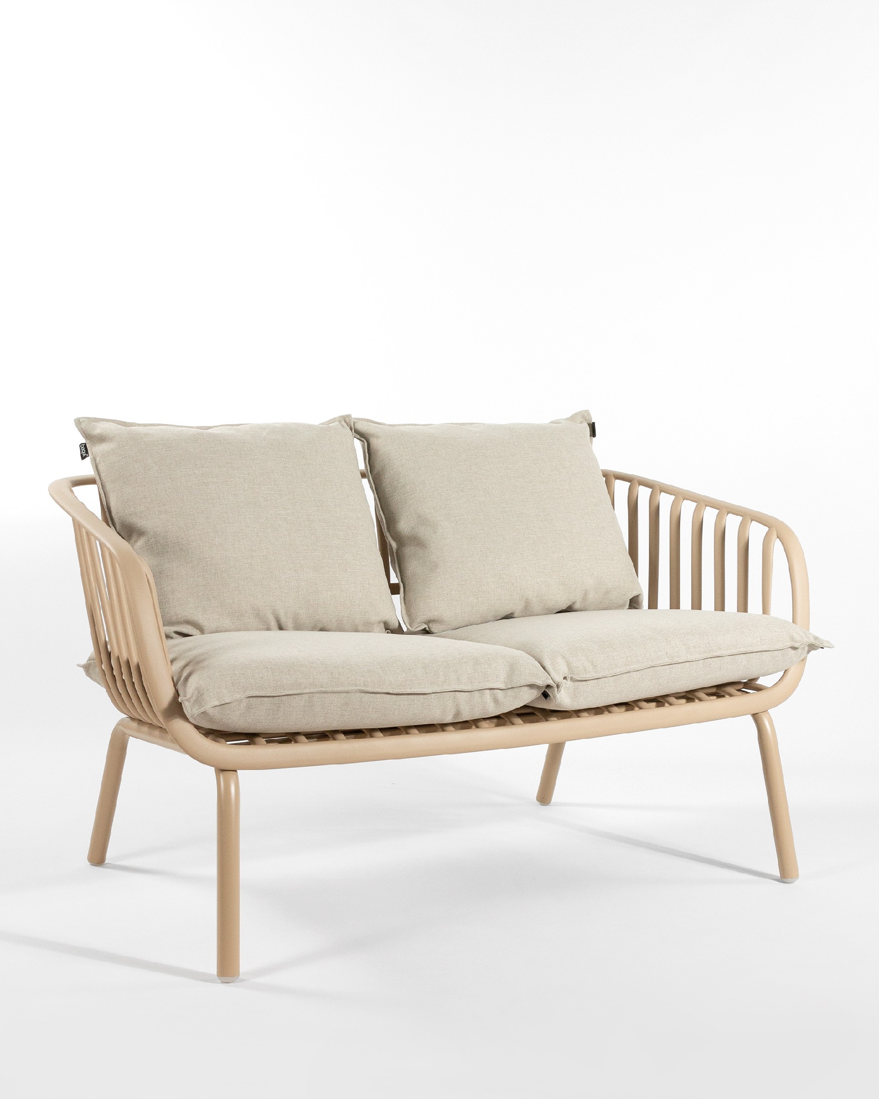 Aruba 2-seater armchair made of polypropylene and sand metal legs