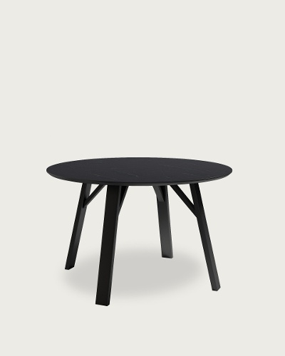 Sobre Marquina - Estructura metal negra