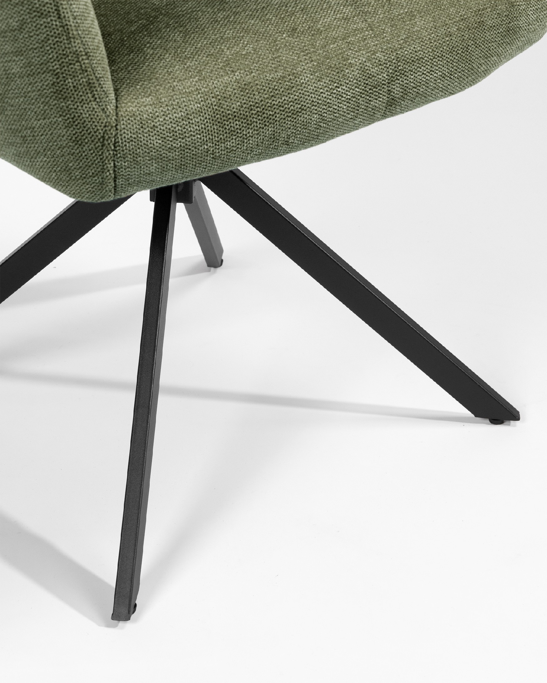 Bergamo swivel chair 180º with return function, green upholstery and black metal legs