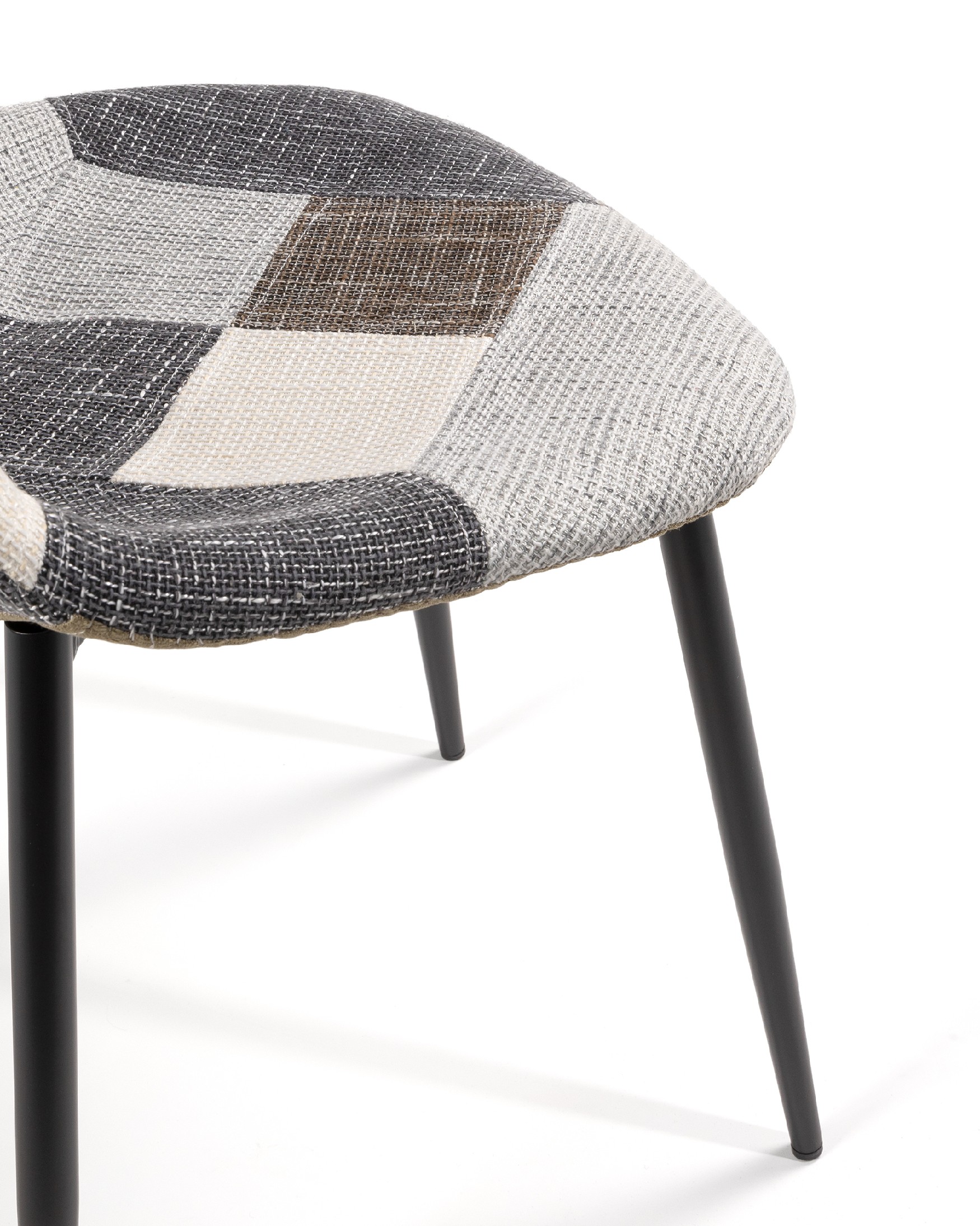 Bombay chair with upholstery and black legs