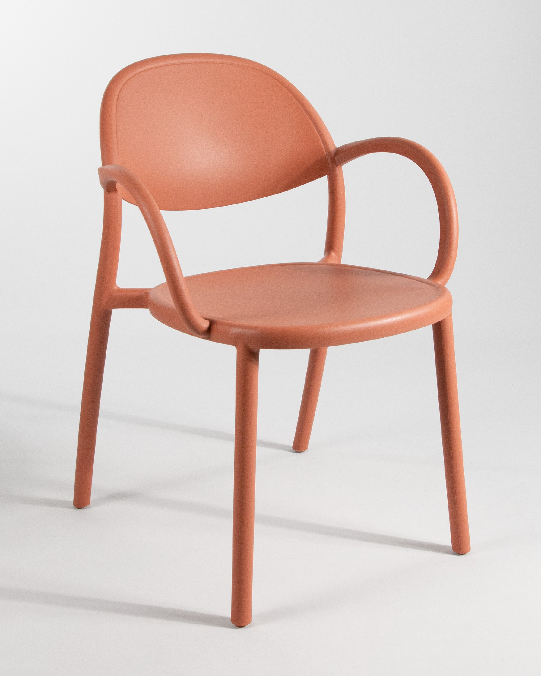 Bora chair in terracotta polypropylene