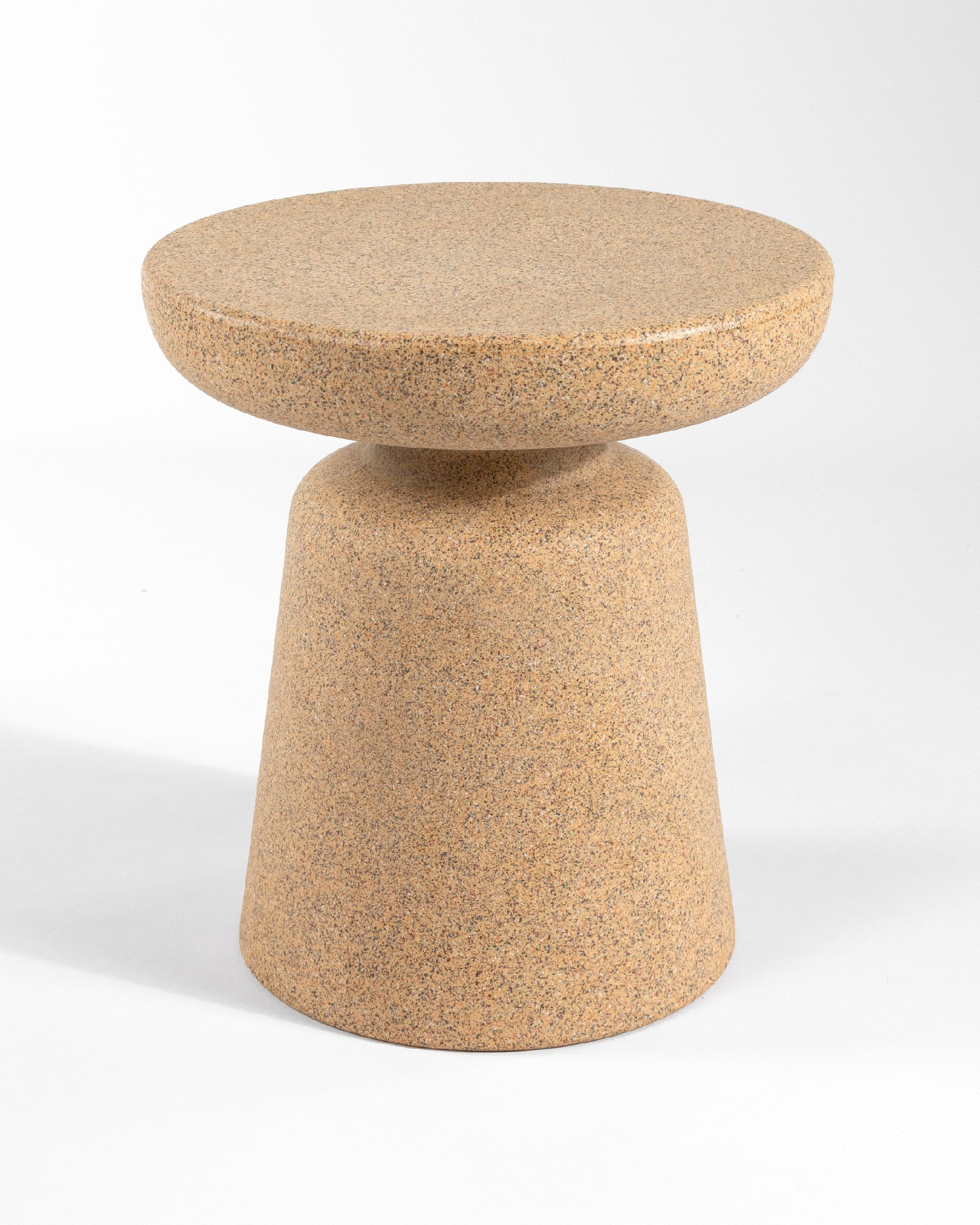 Borneo magma side table Ø 40 cm