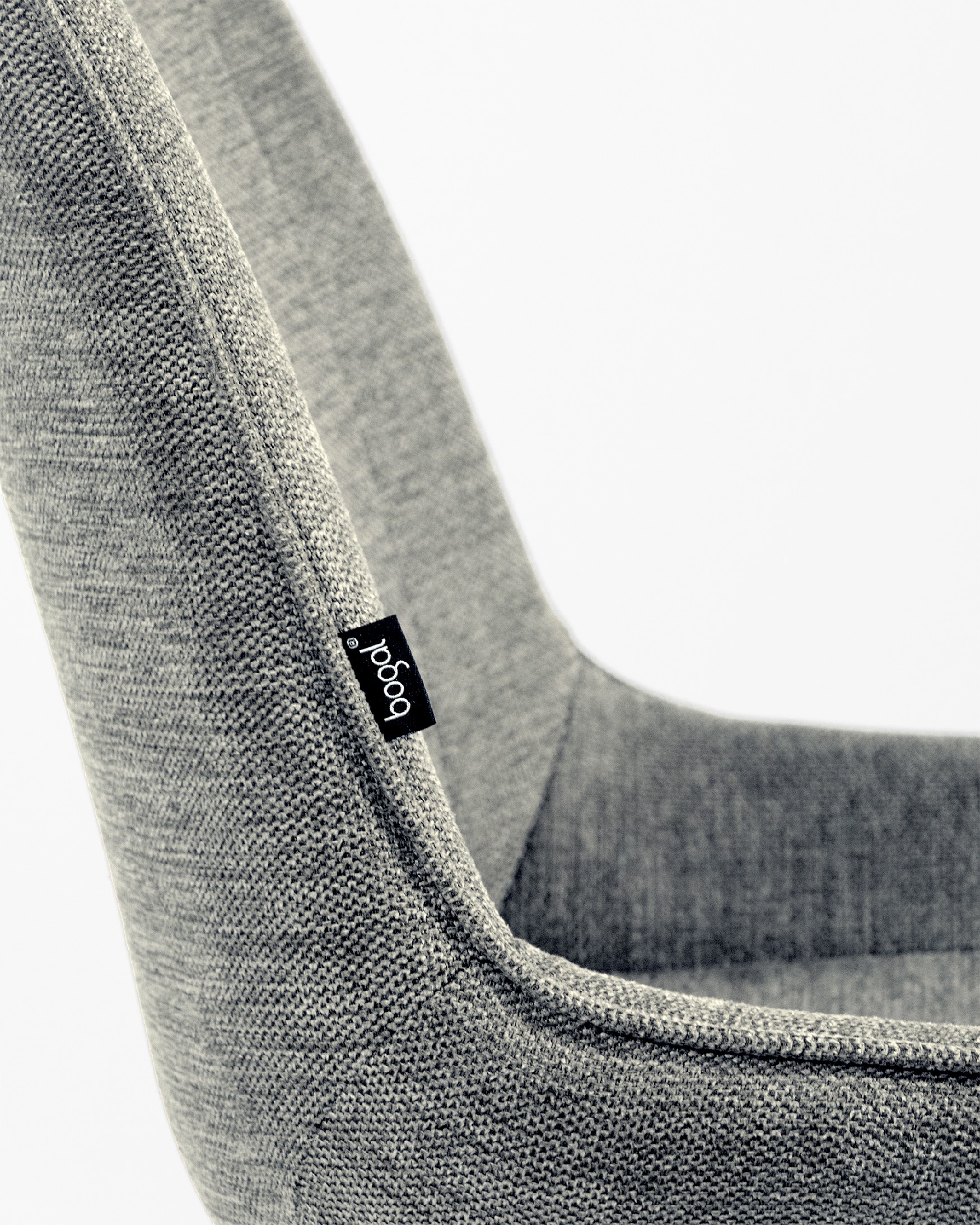 Chaise Bursa pivotante à 180º avec fonction de retour, rembourrage gris clair et pieds métalliques noirs
