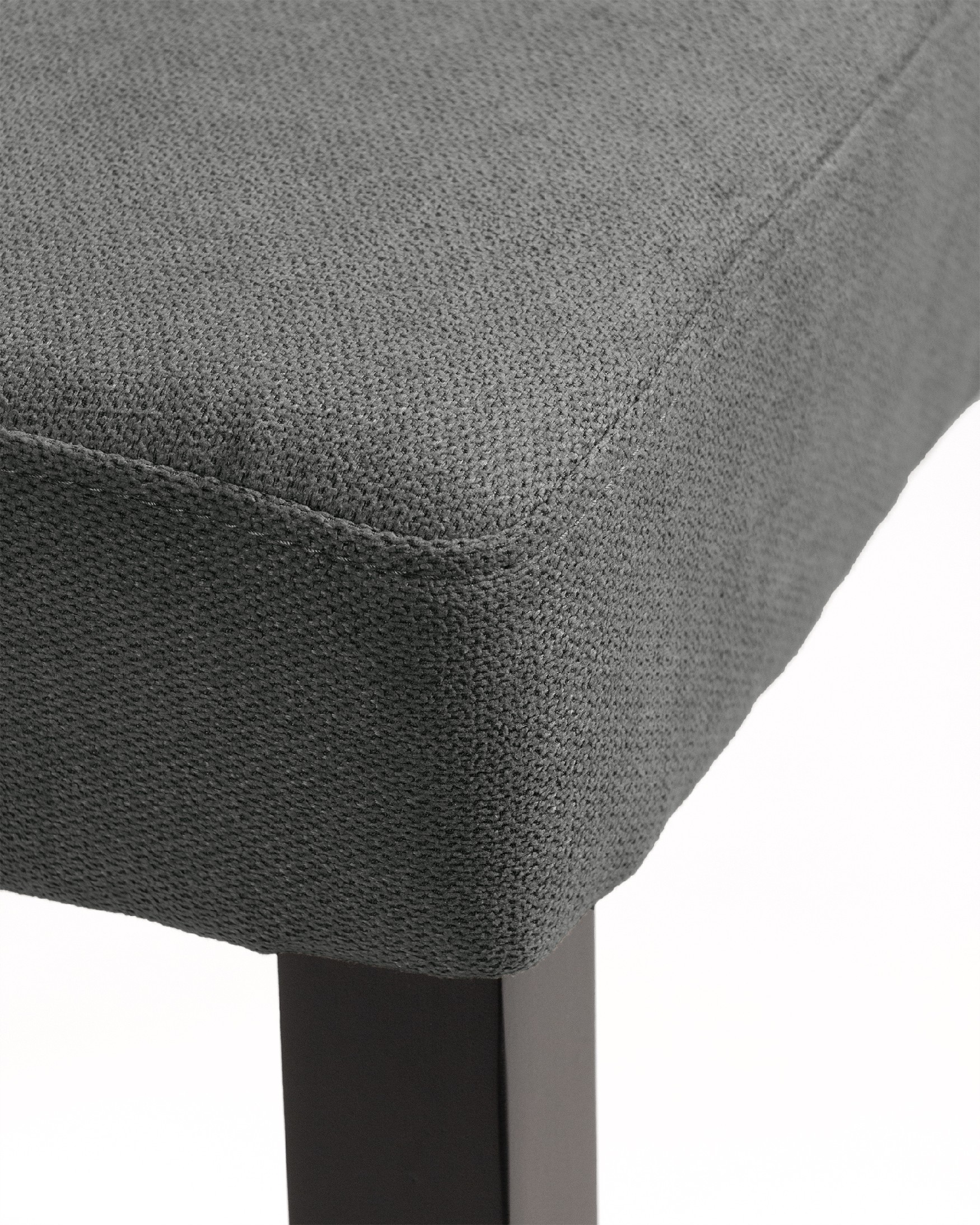 Silla Cairo con tapizado gris y patas negras