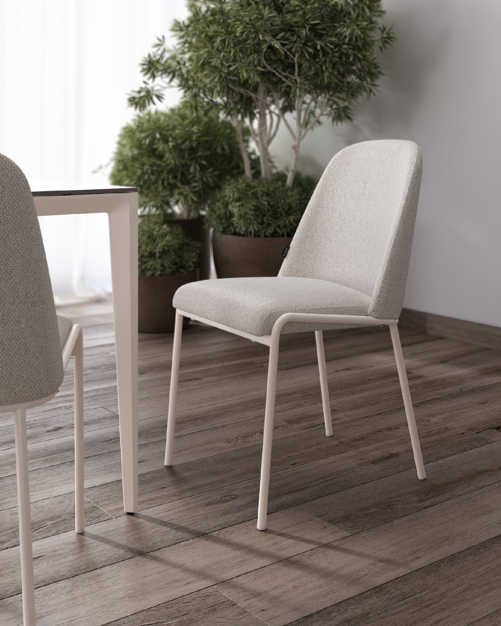 Silla Calgary con tapizado nacar y patas metálicas marfil