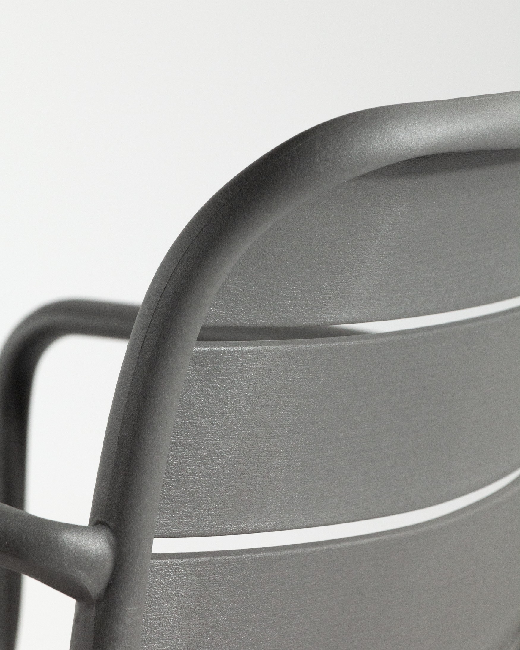 Chaise Cancún en polypropylène graphite