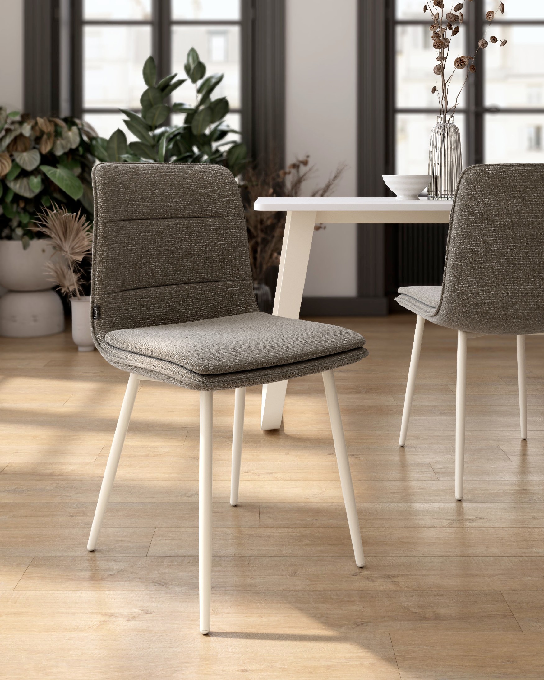 Chaise Cascais avec revêtement anthracite et pieds métalliques ivoire
