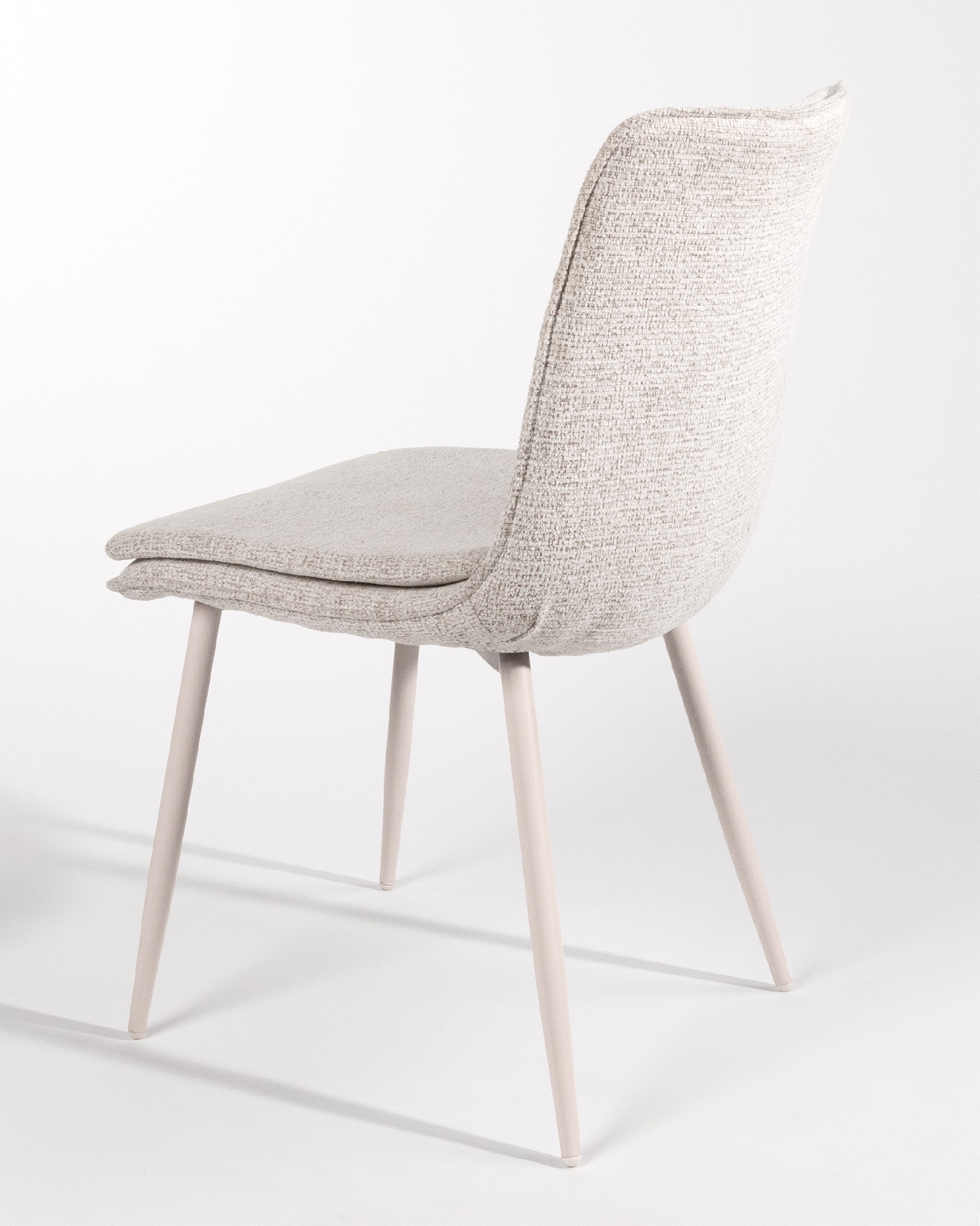 Cascais chair with mother-of-pearl upholstery and ivory metal legs