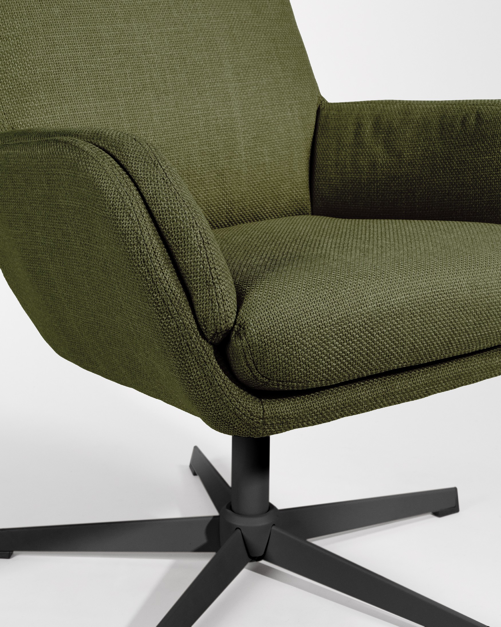 Fauteuil pivotant Citrea avec structure noire et tapisserie verte