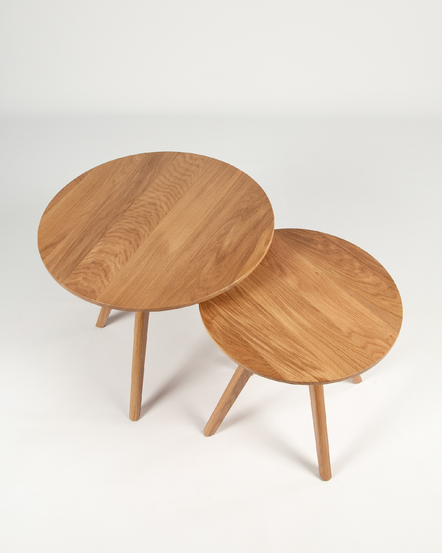 Juego de 2 mesas auxiliares Cook acabado roble natural Ø 50 cm / Ø 40 cm