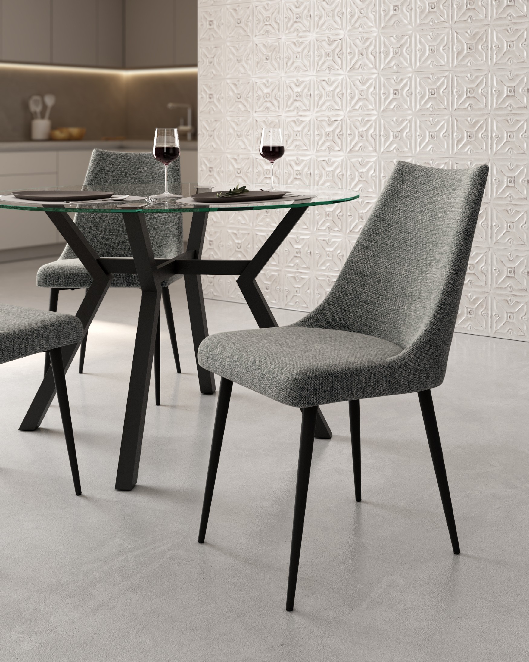 Chaise Denver avec un revêtement gris et des pieds métalliques noirs