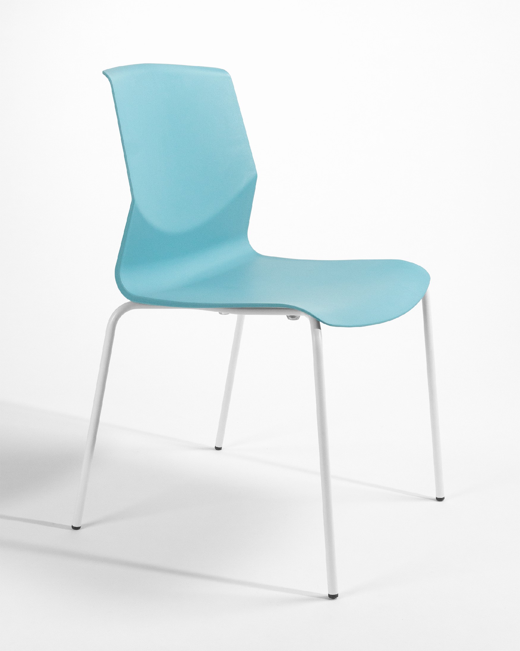 Silla Derby de polipropileno azul y patas metálicas blancas