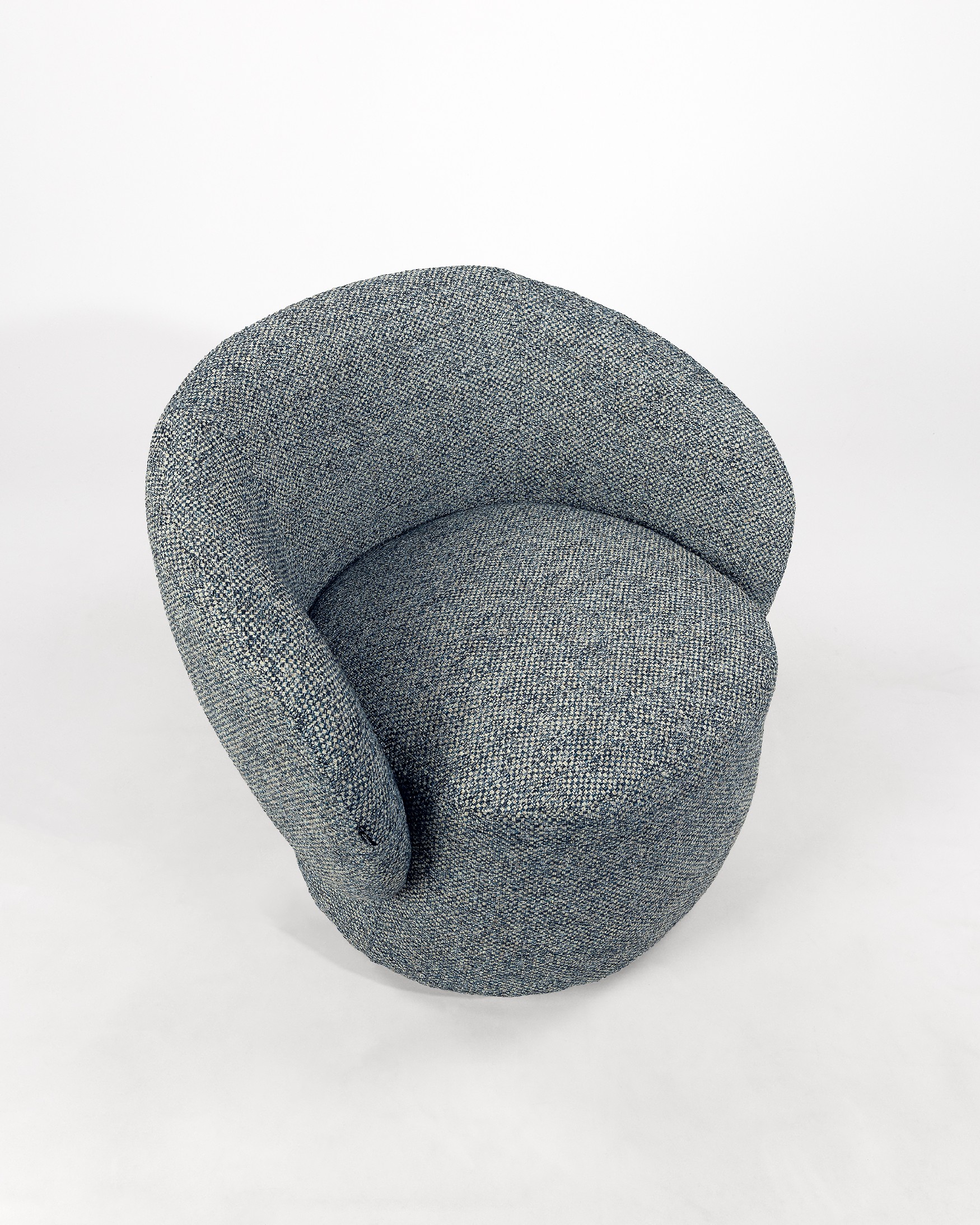 Fauteuil pivotant 360º Doria avec tapisserie bleue
