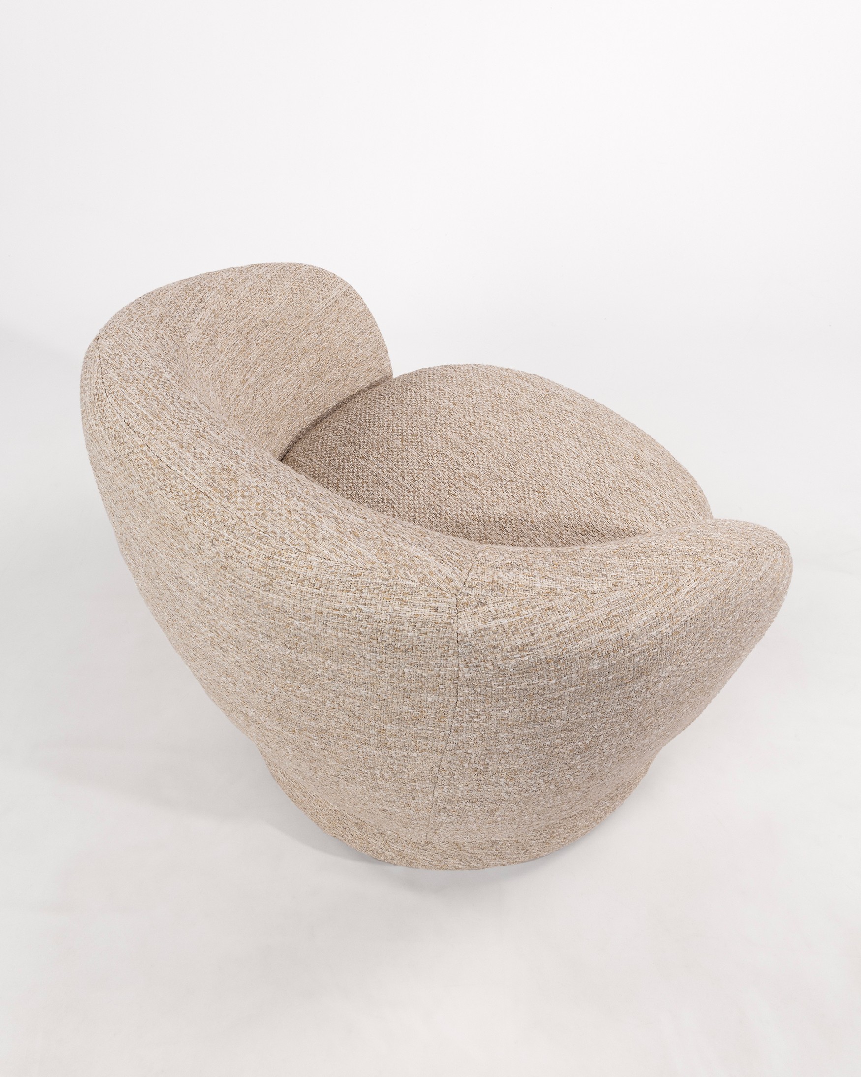 Swivel armchair 360º Doria with ivory upholstery