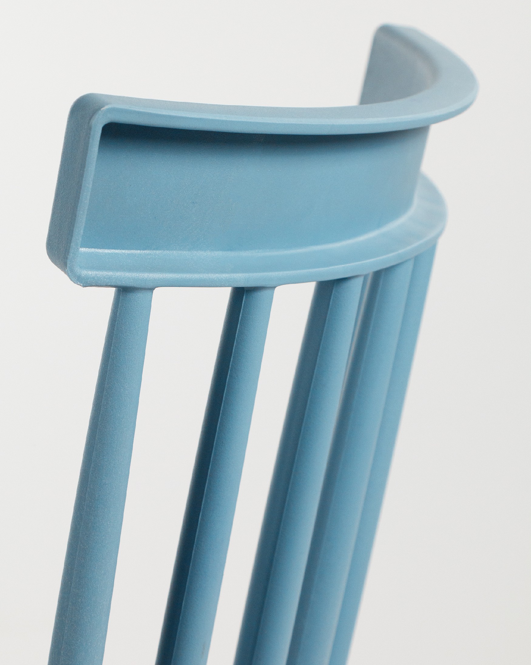 Dublin chair with blue upholstery and beech legs