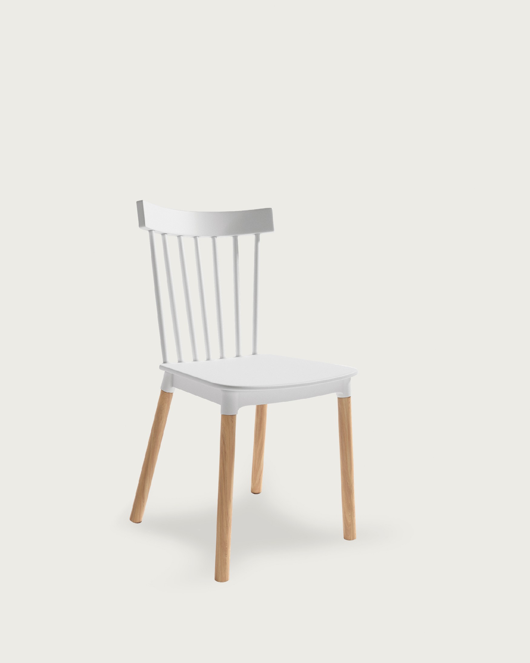 Silla Dublin con tapizado blanco y patas de haya