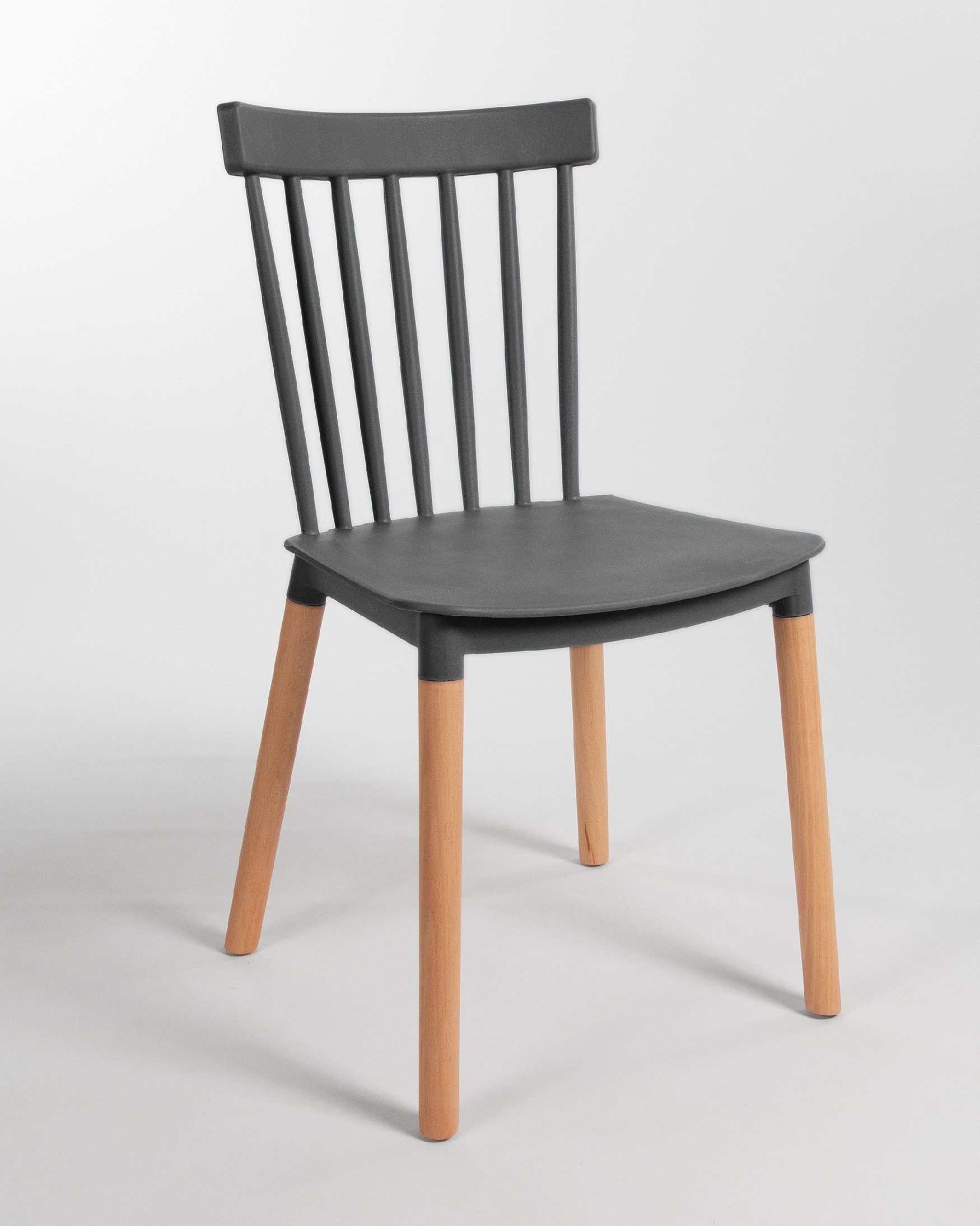 Chaise Dublin avec tapisserie graphite et pieds en hêtre