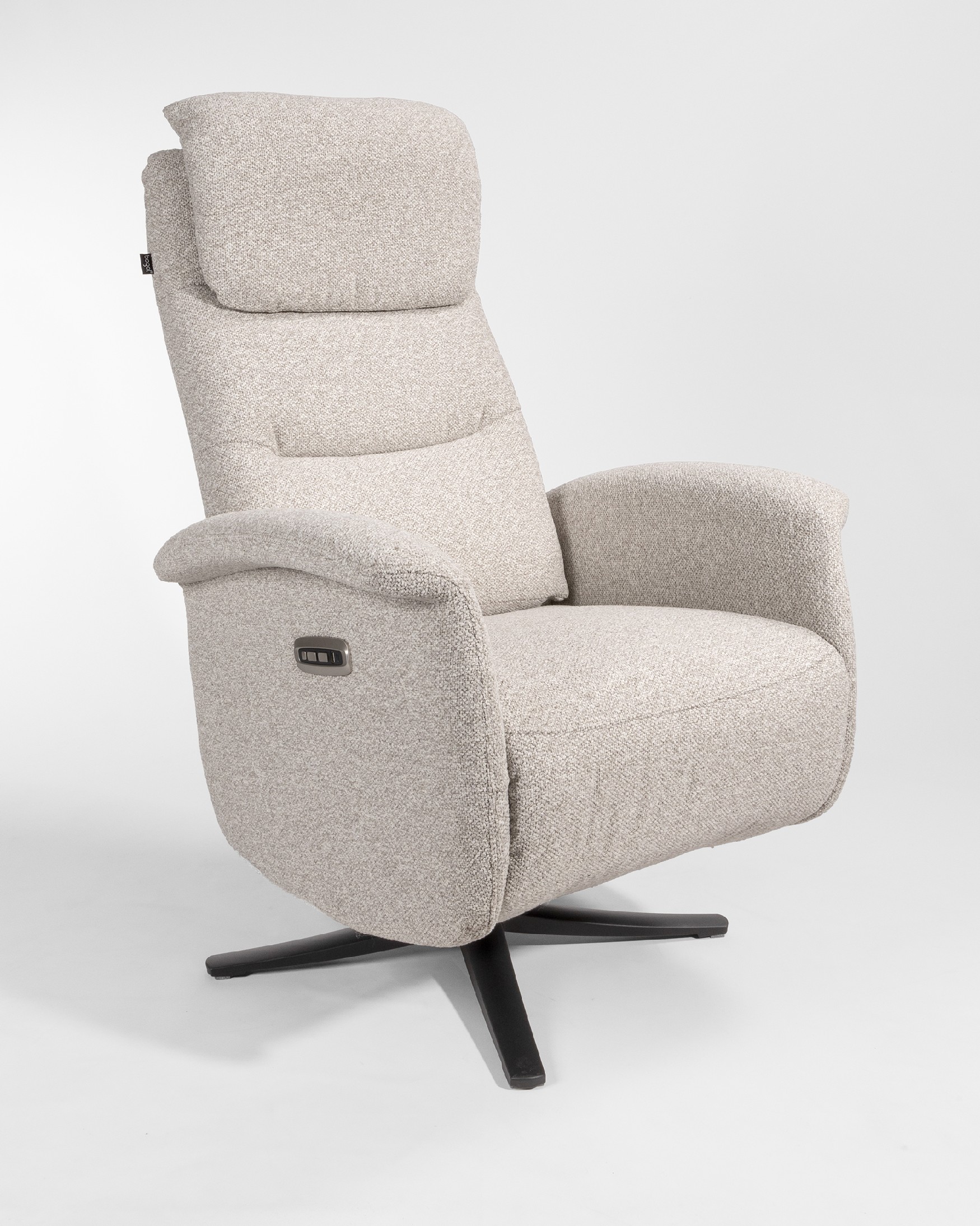Elia electric swivel recliner with sand upholstery and black metal leg (2 motors)