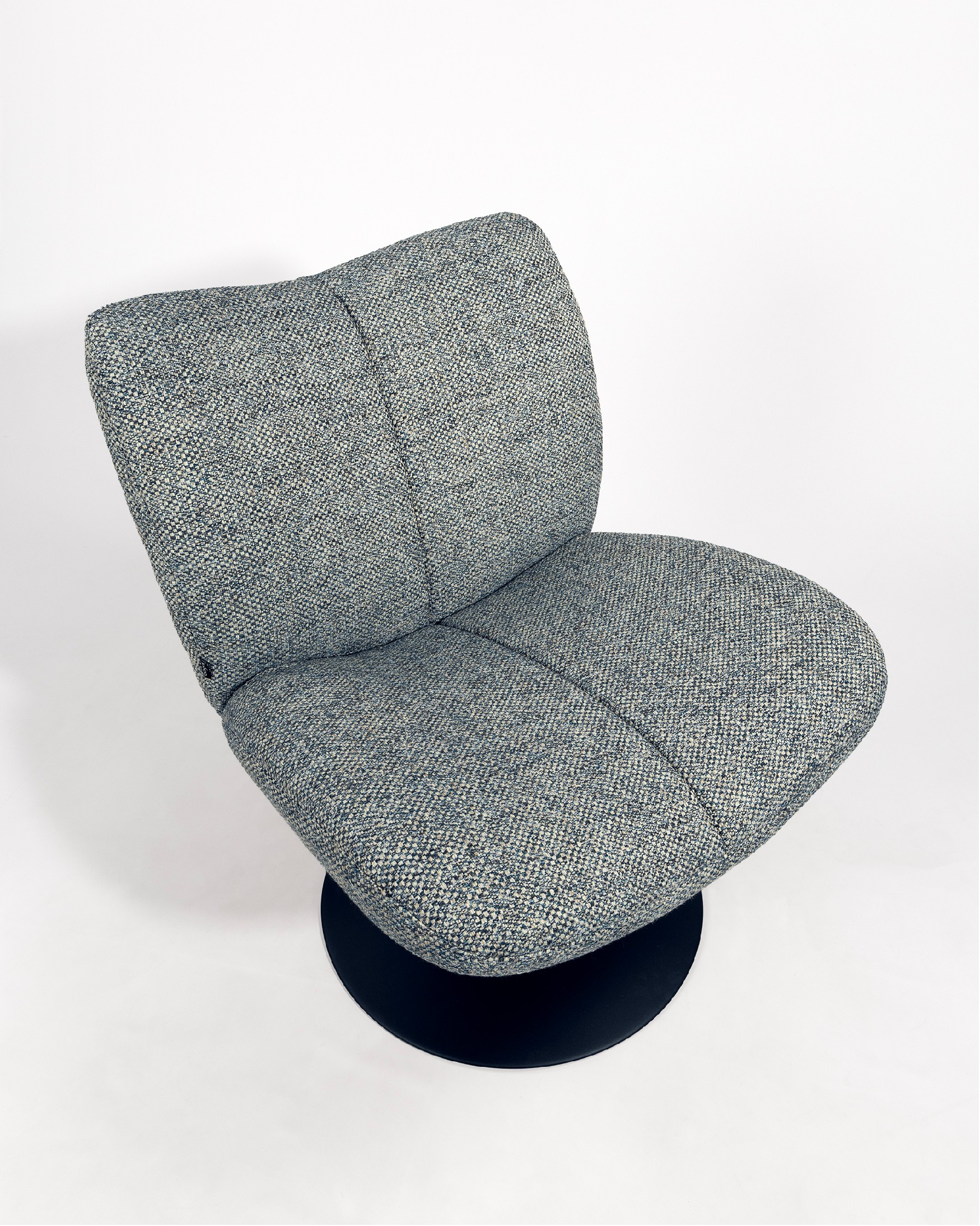 360º Swivel Armchair Eme with blue upholstery