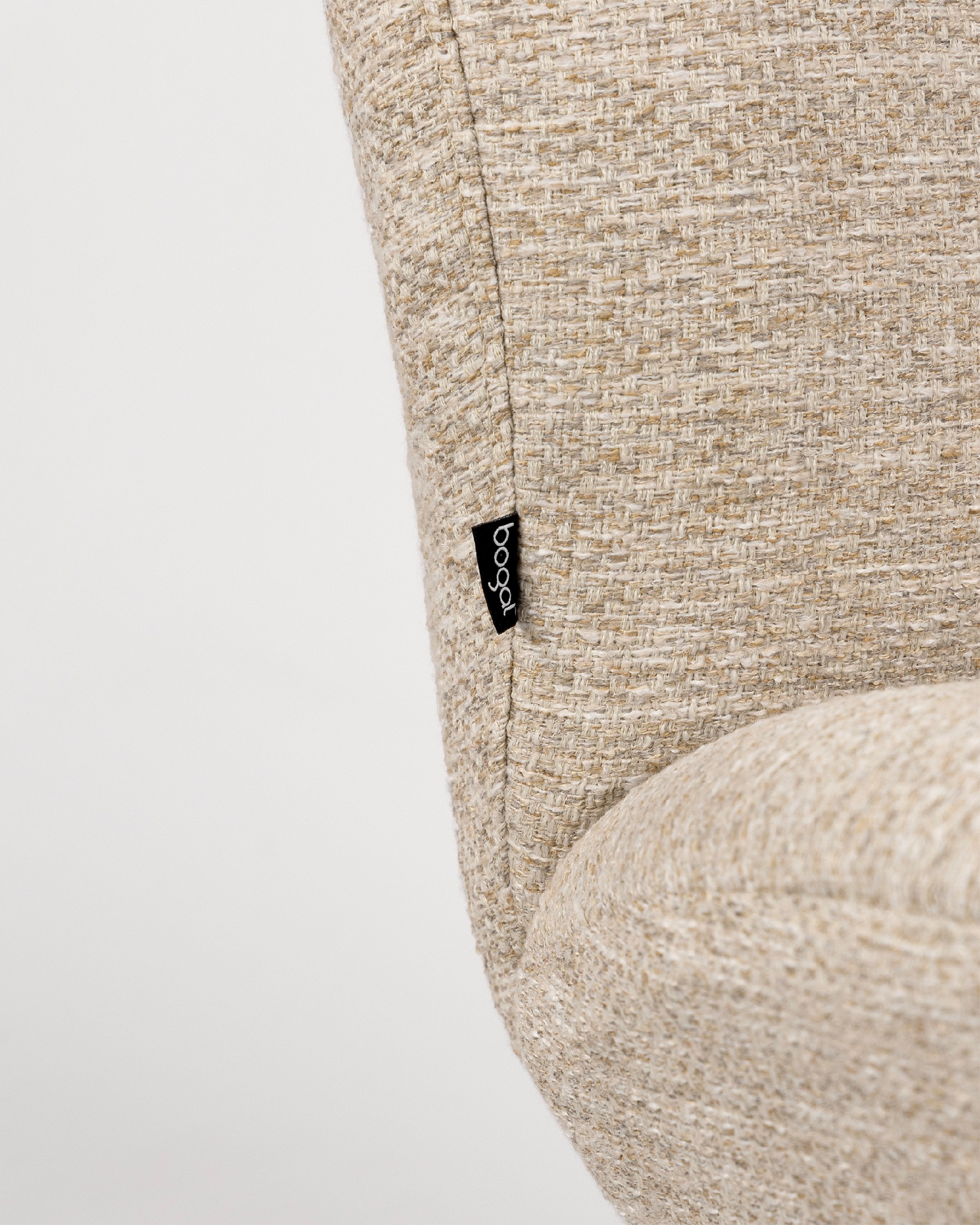 360º Swivel Armchair Eme with ivory upholstery