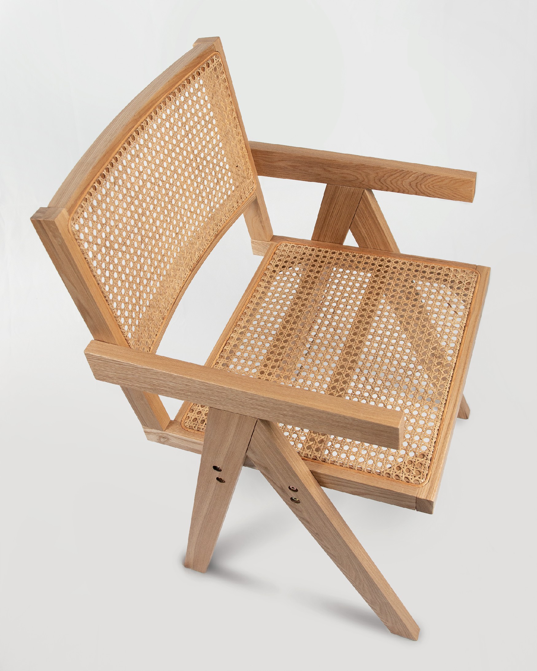 Enea chair made of rattan and natural ash