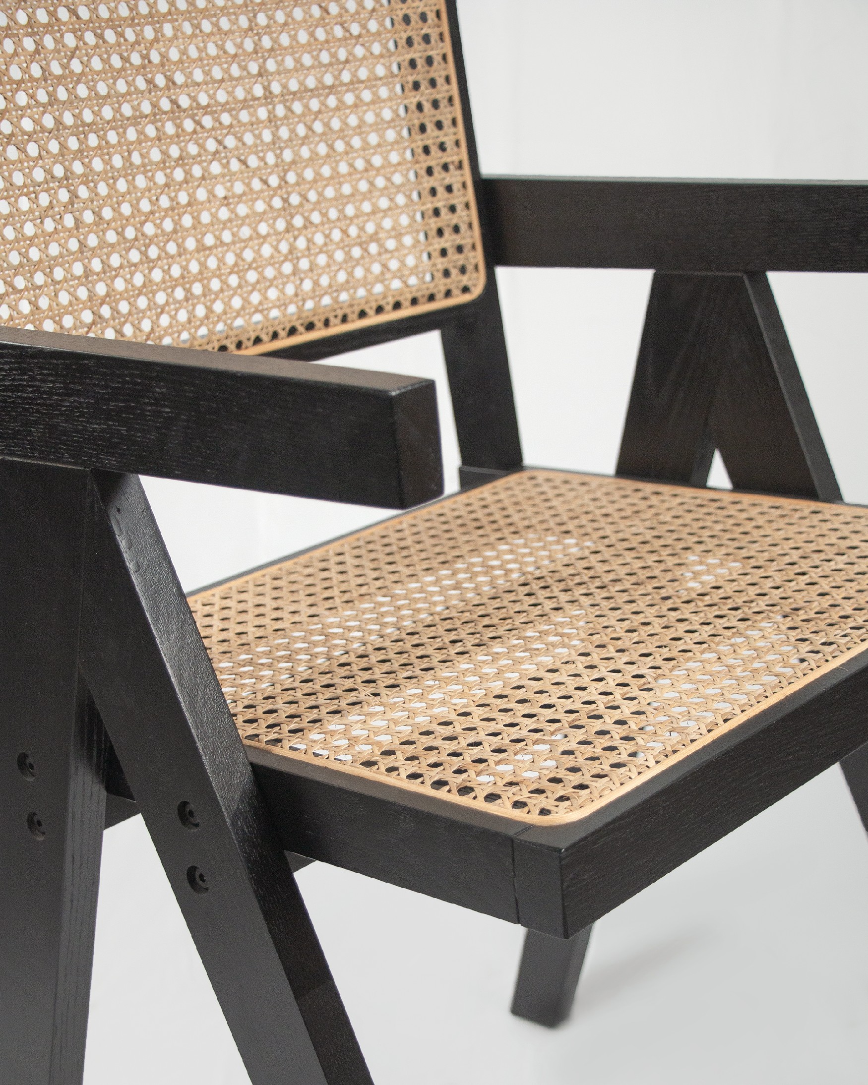 Enea chair made of rattan and black ash