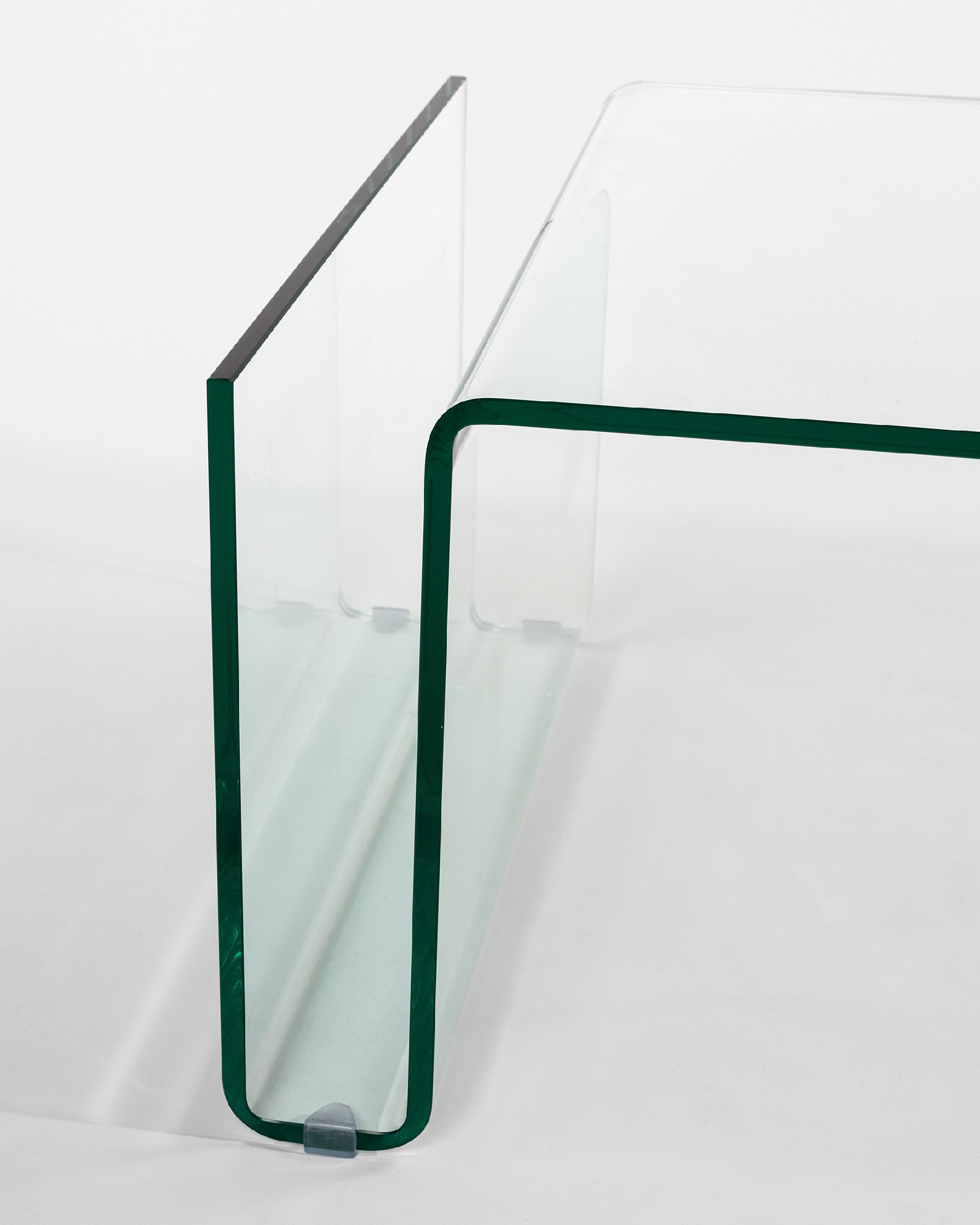 Eos auxiliary table made of tempered glass in transparent color (12 mm)
