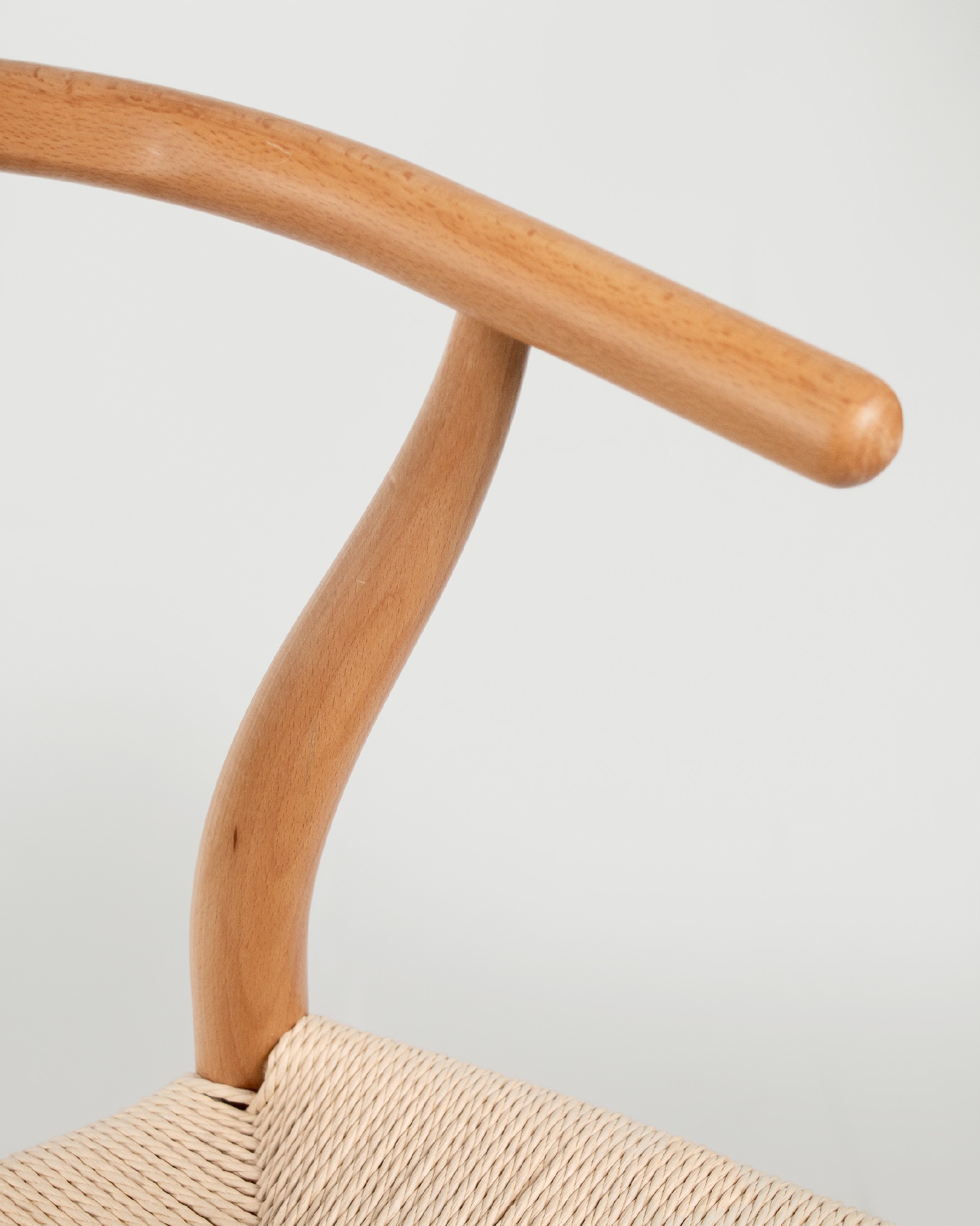 Chaise Etna en corde naturelle et structure en hêtre naturel