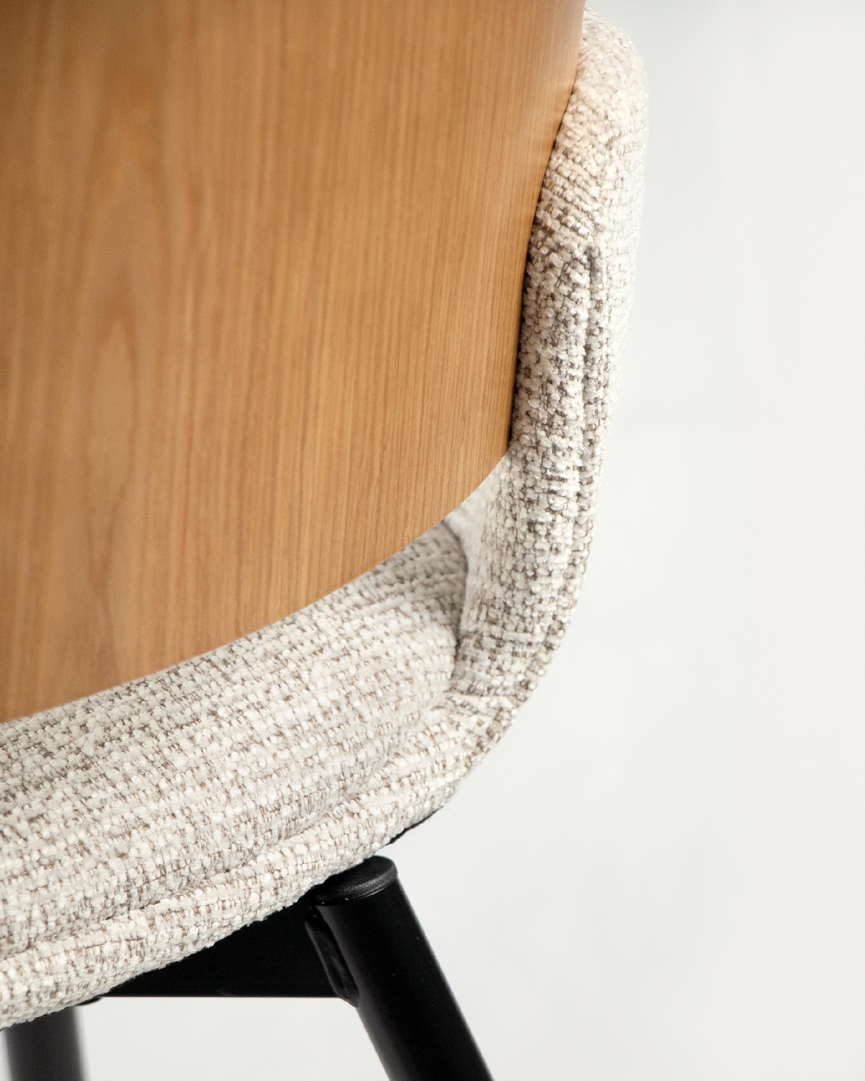 Eva chair upholstered with mother-of-pearl and natural oak frame