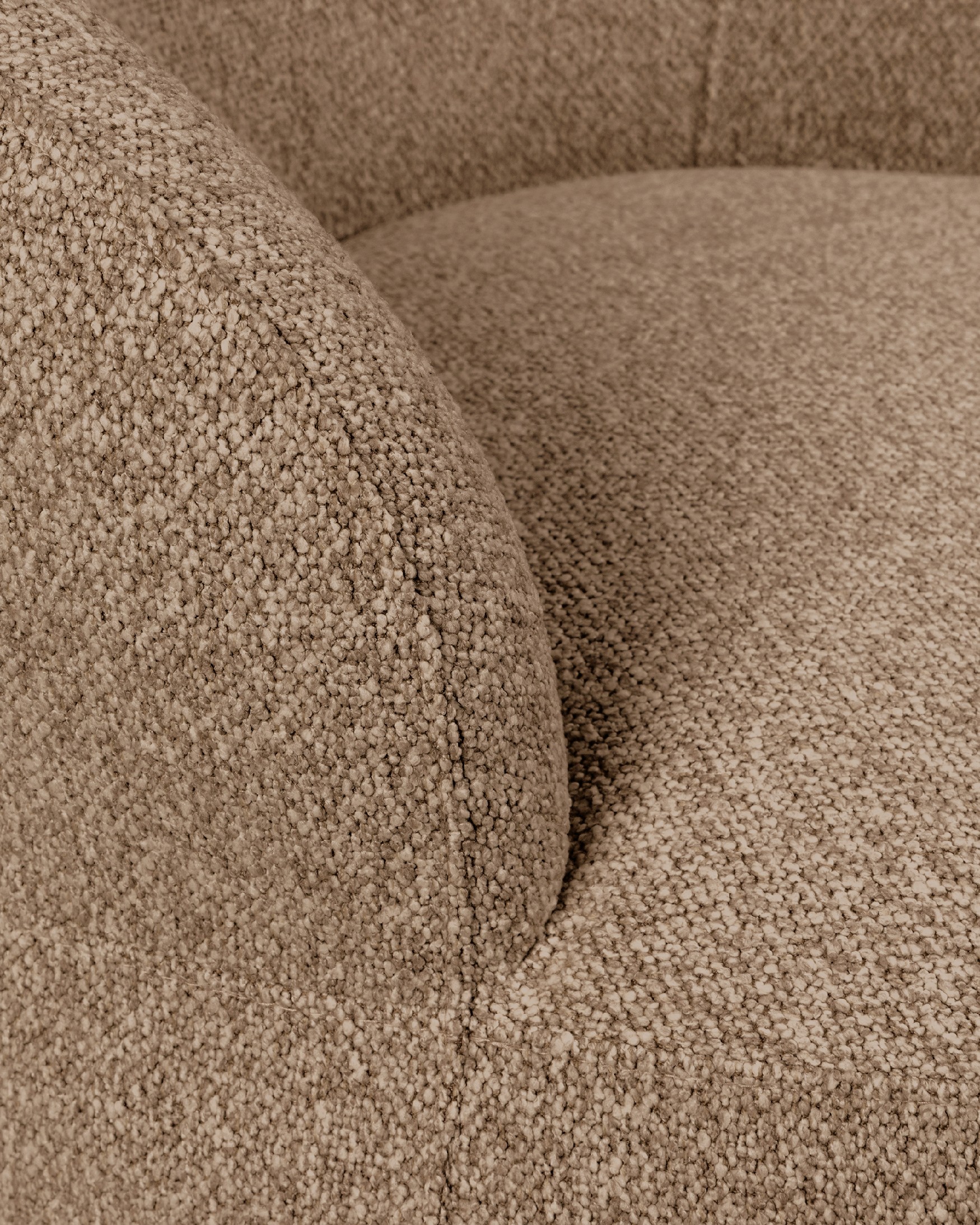 Fiora armchair with brown upholstery, 360° swivel