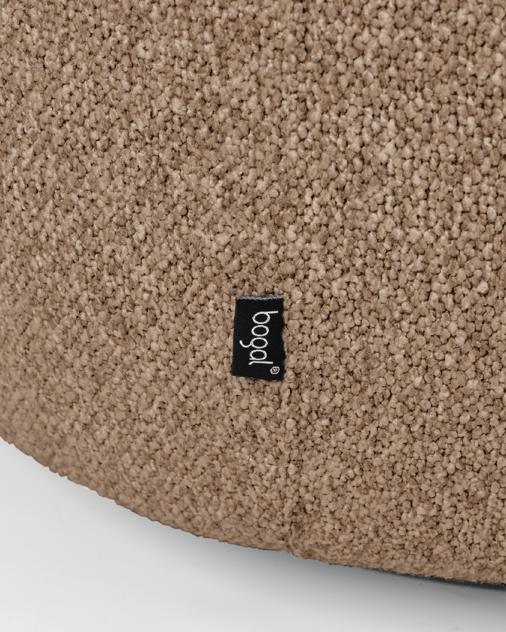 Fiora armchair with brown upholstery, 360° swivel