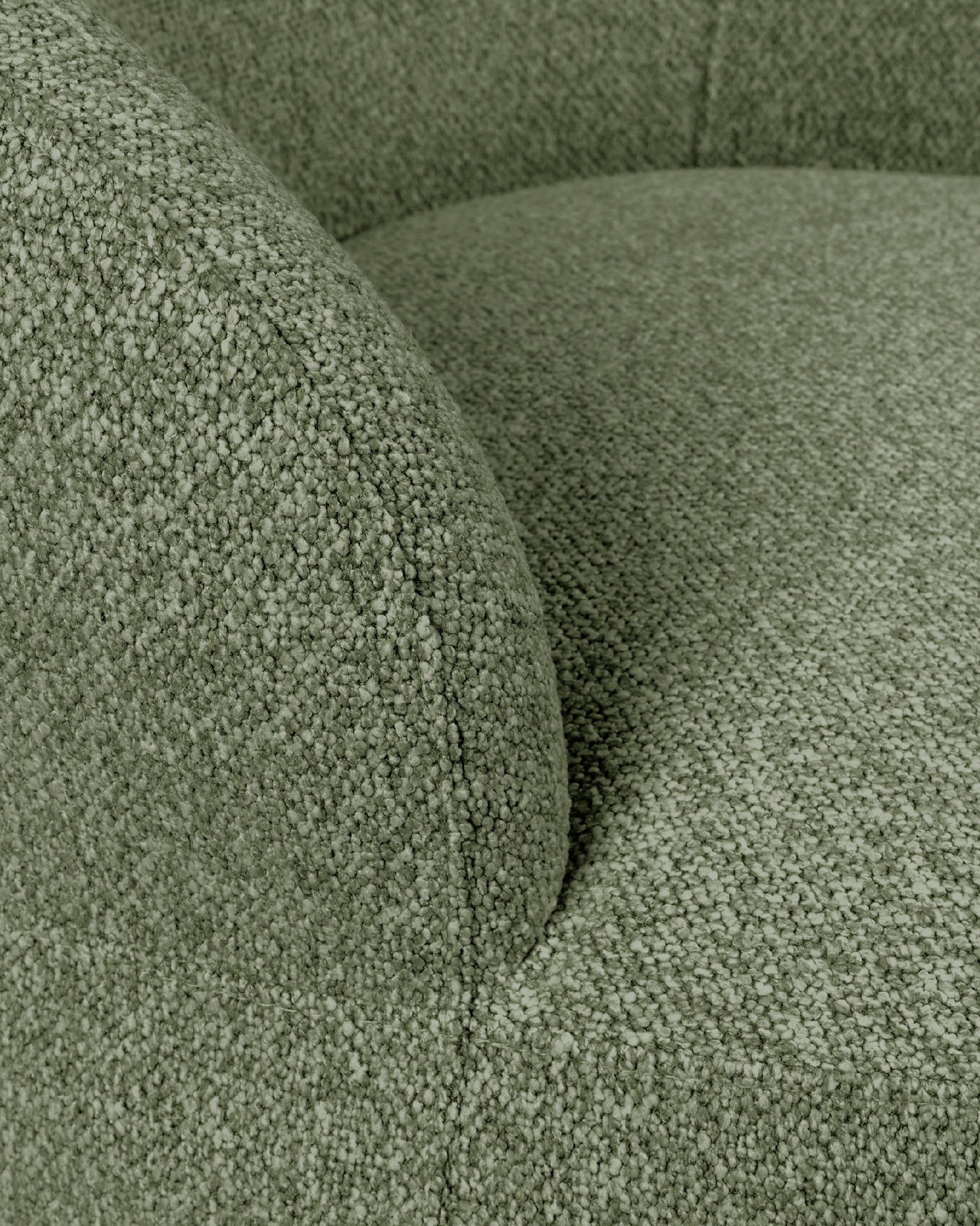 Fiora armchair with green upholstery, 360° swivel