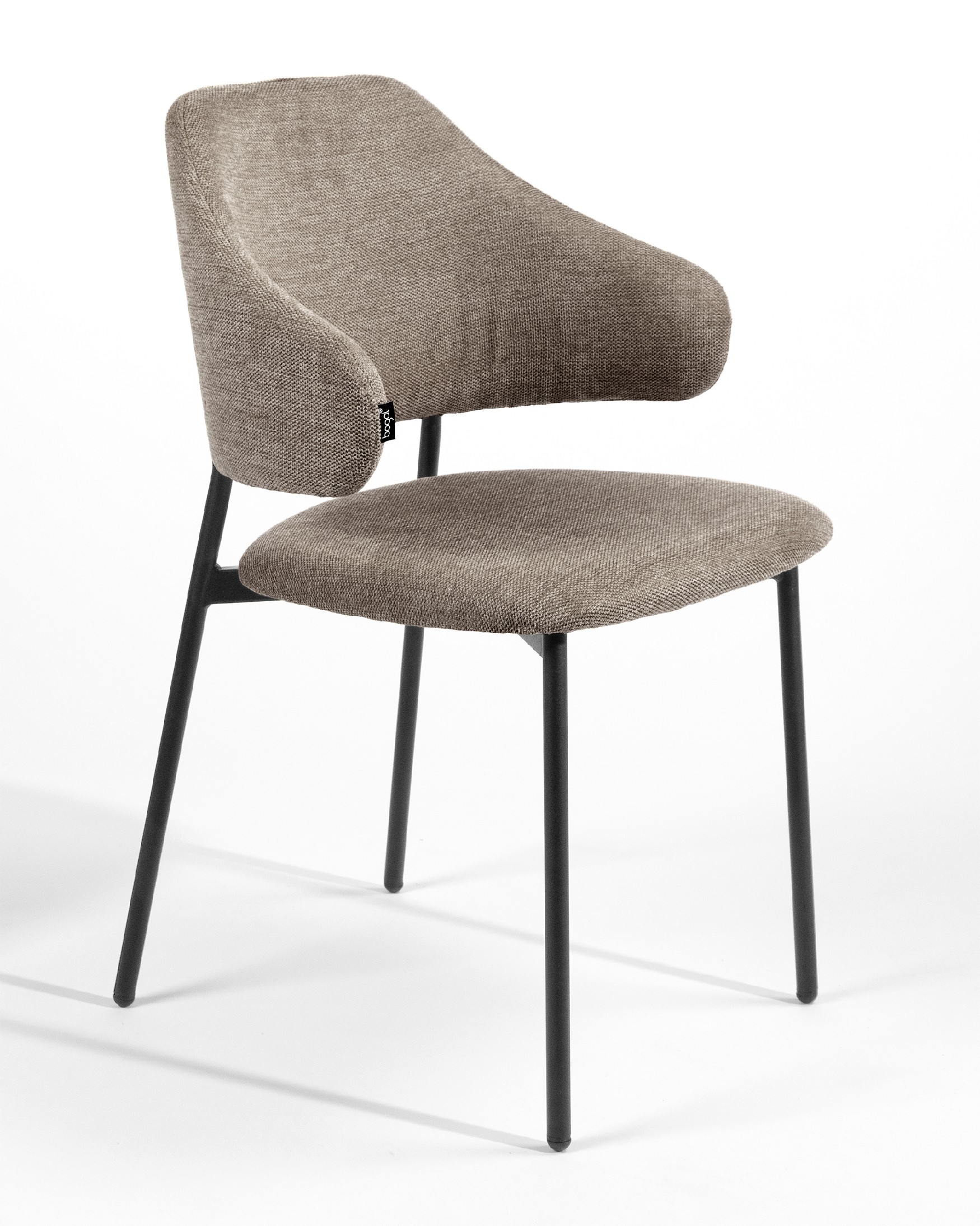 Gante chair with brown upholstery and black metal legs