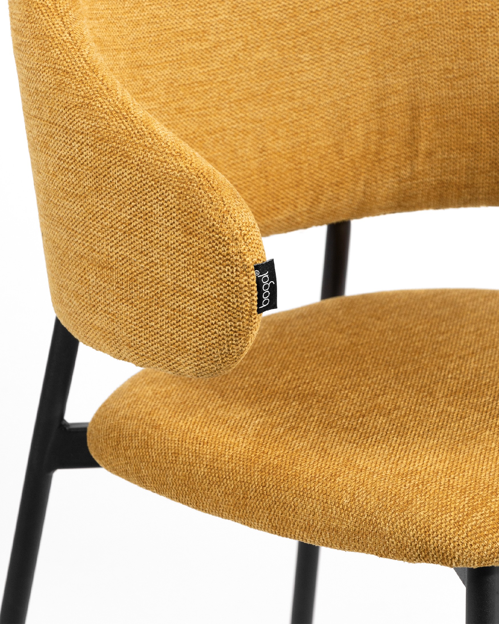Gante chair with mustard upholstery and black metal legs