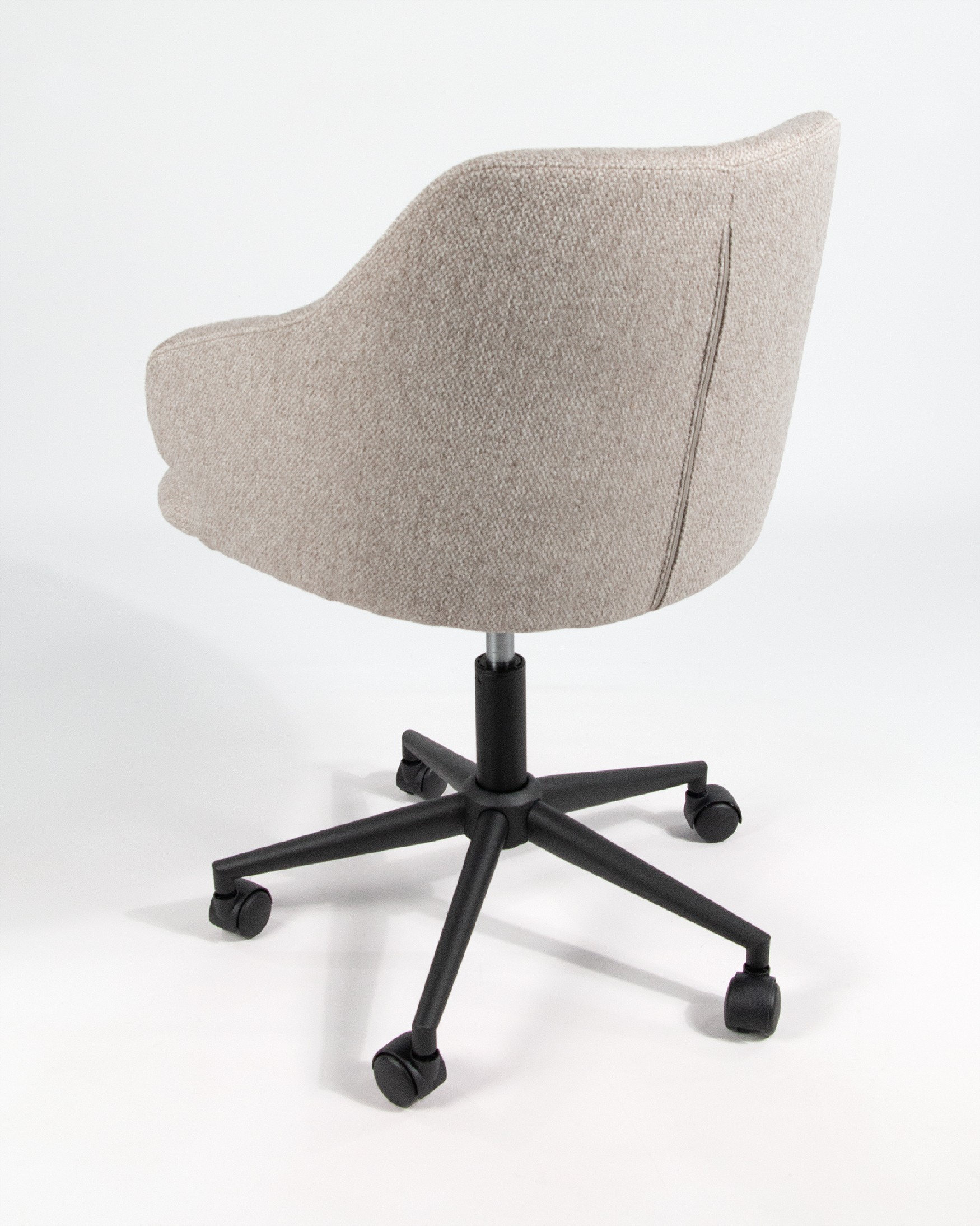 Glasgow chair with brown upholstery and black metal legs