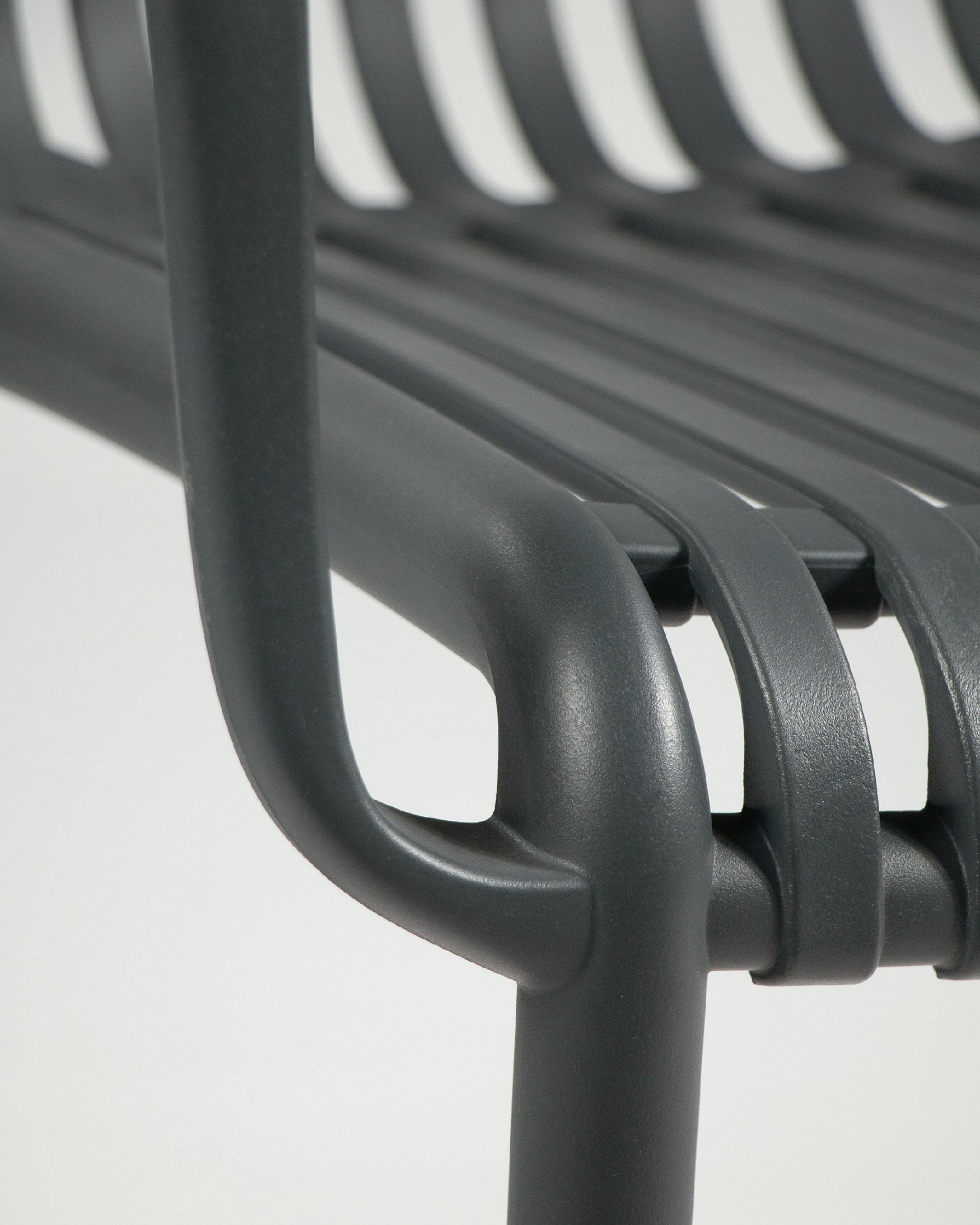 Habana chair in graphite polypropylene
